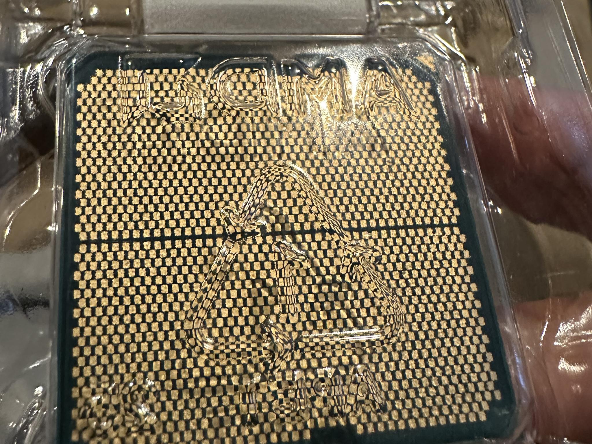 AMD Ryzen 9 7900X3D AM5 5.6 GHz, 12 Cores