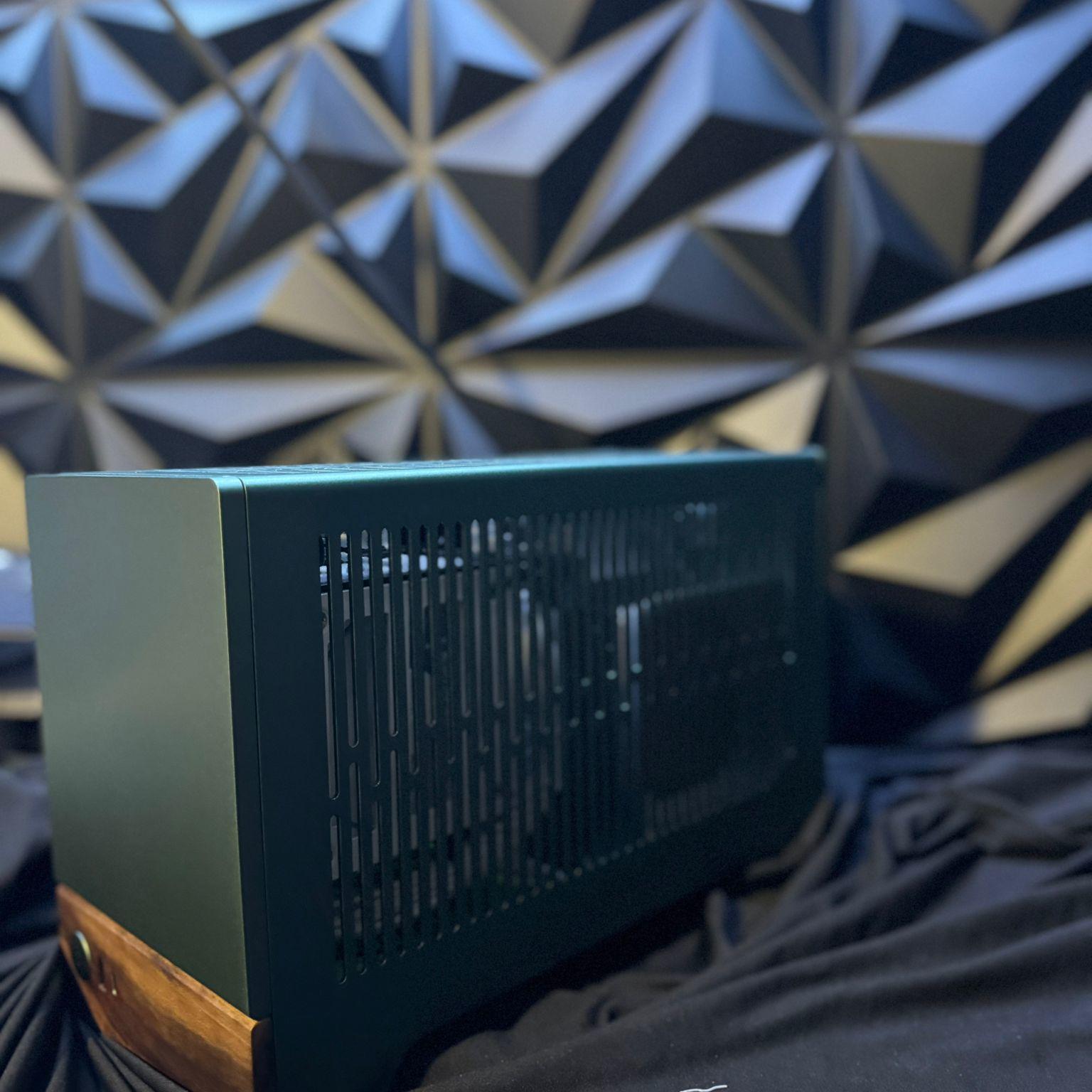 💚Baby Jade 🌿| Ryzen 7 9800X3D| RTX 5080| 6 TB NVMe| 32 GB DDR5| 850 W PSU