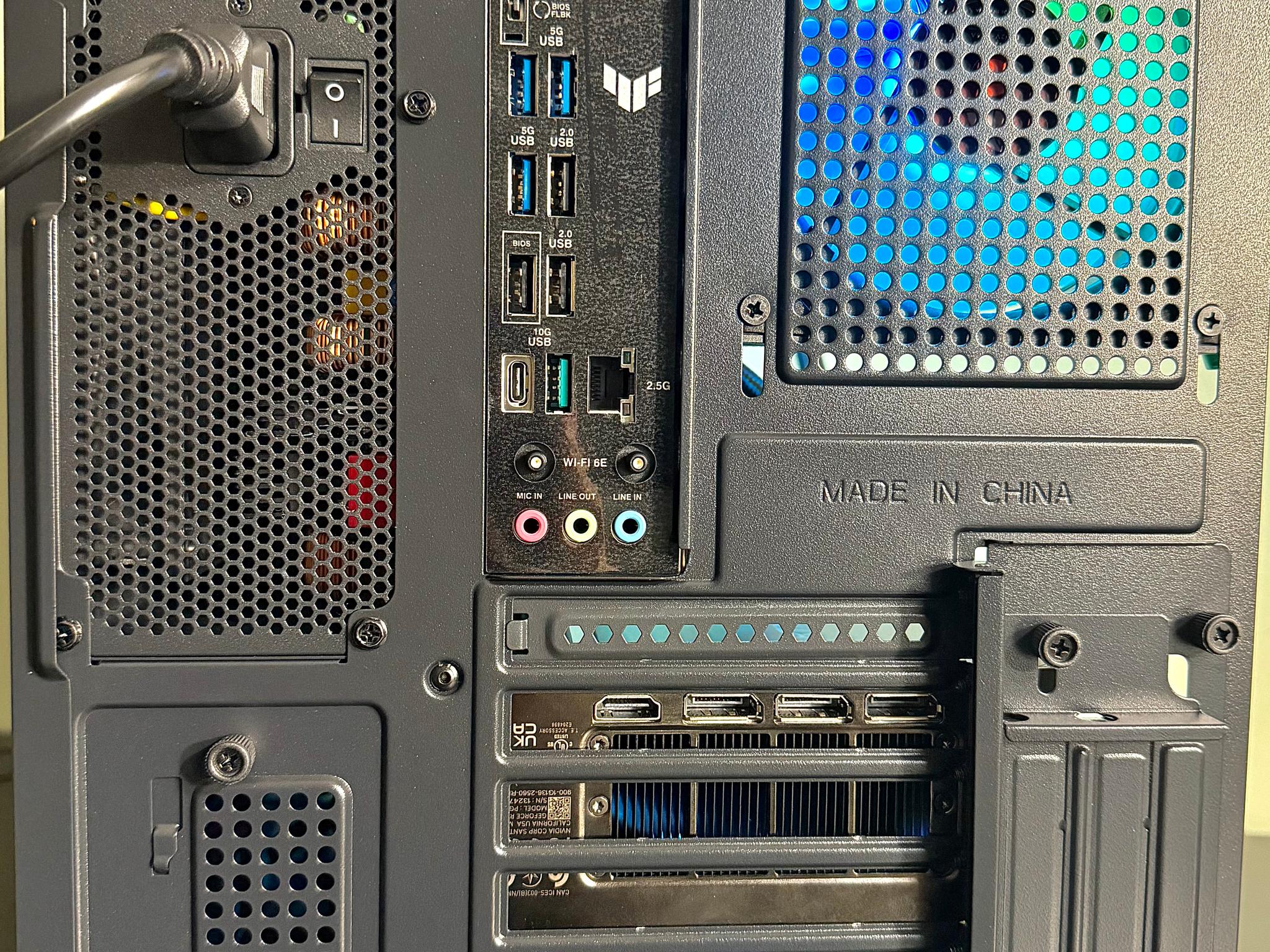 Insane RTX 4080 FE + R7 7800X3D Gaming PC