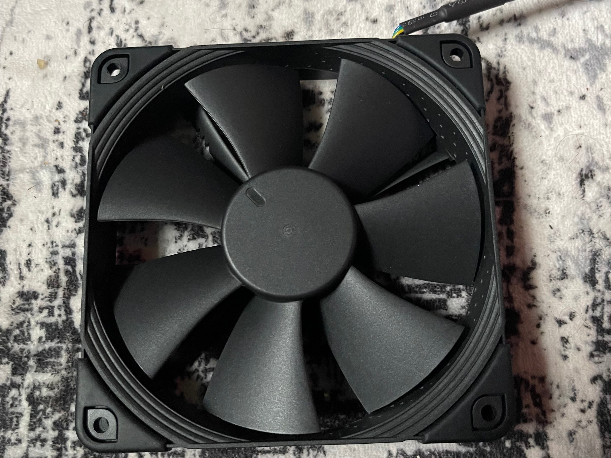 3-pack Full Black Noctua fans 2000PWM