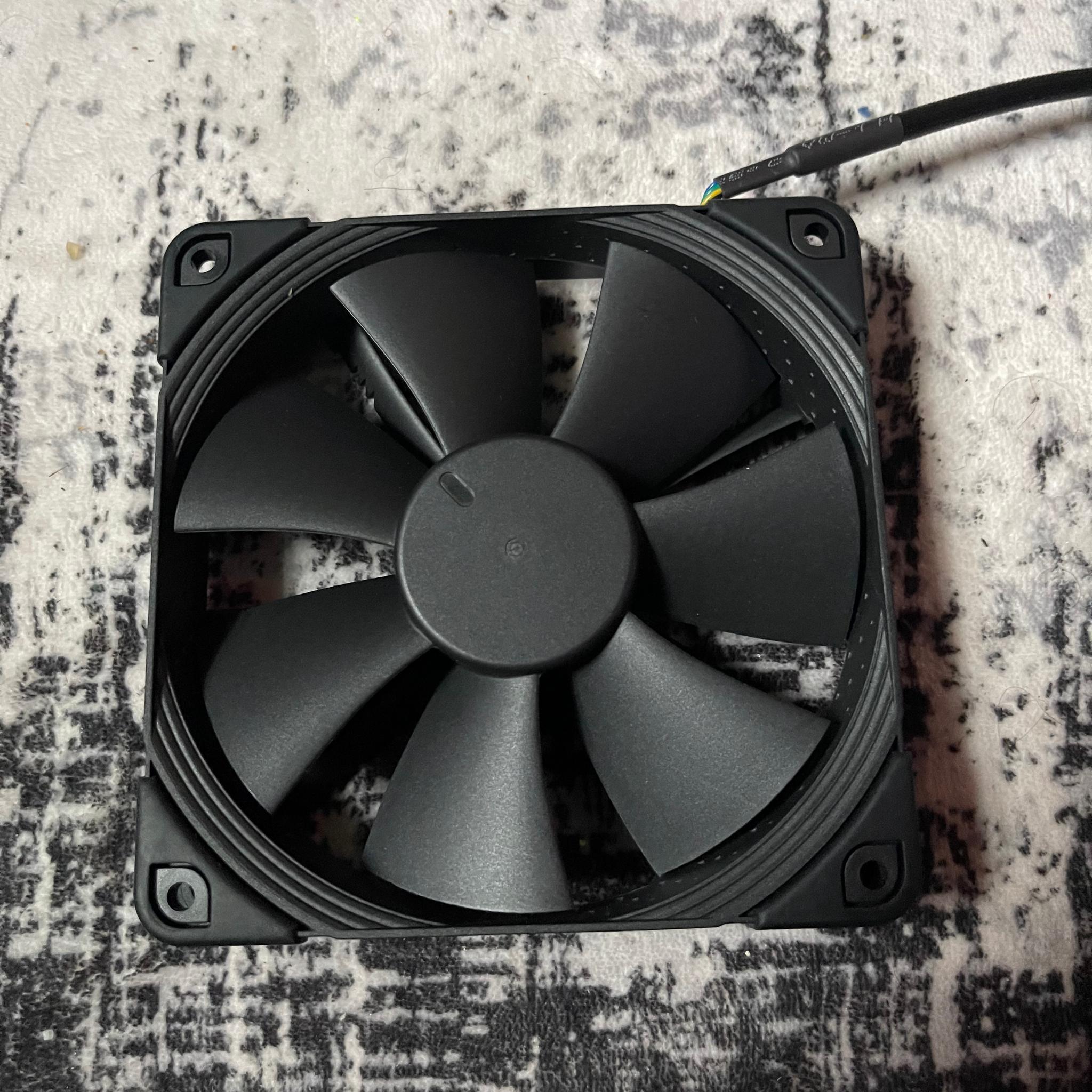3-pack Full Black Noctua fans 2000PWM