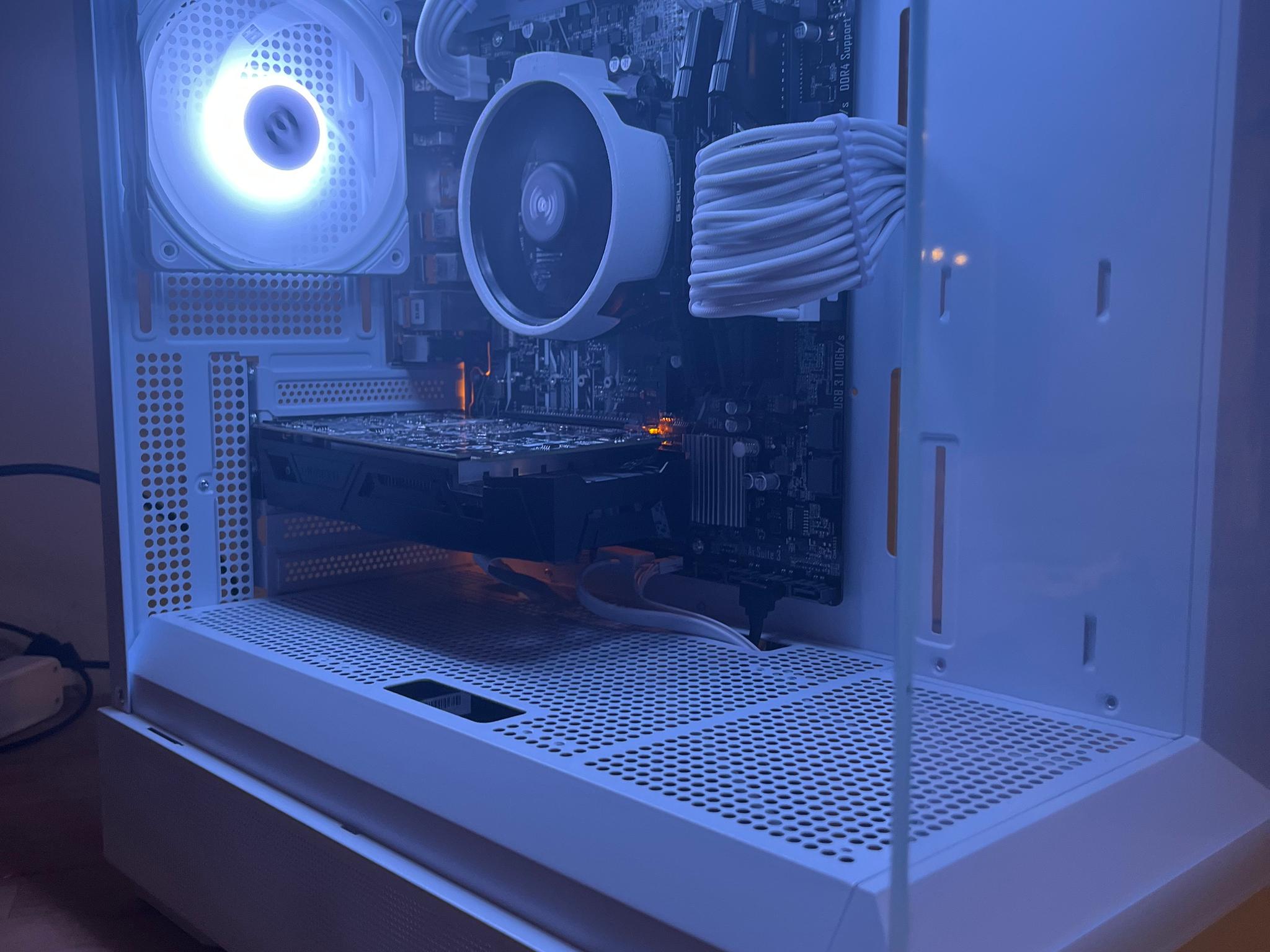 Gaming PC! GTX 1060 + Ryzen 5 + 16GB