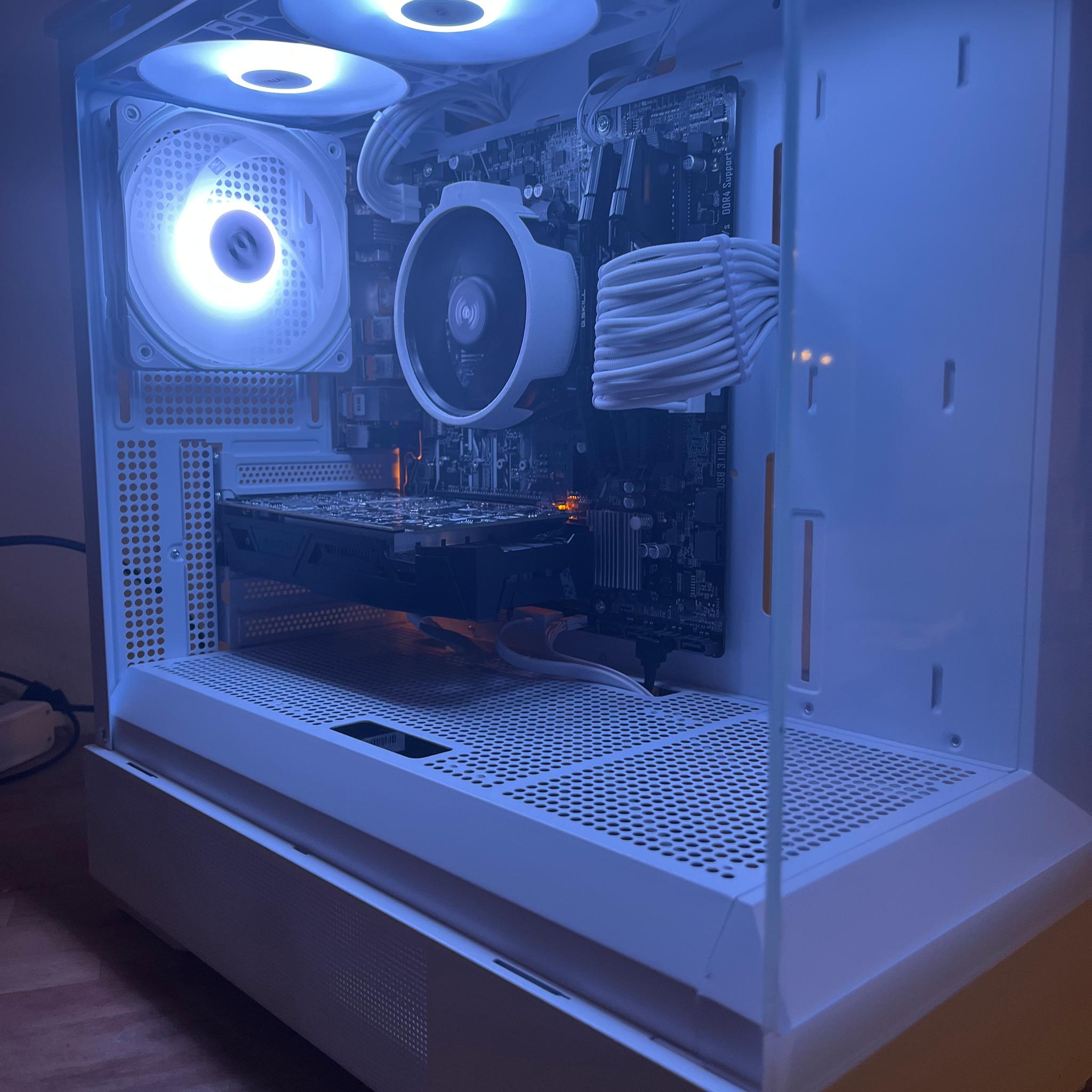 Gaming PC! GTX 1060 + Ryzen 5 + 16GB