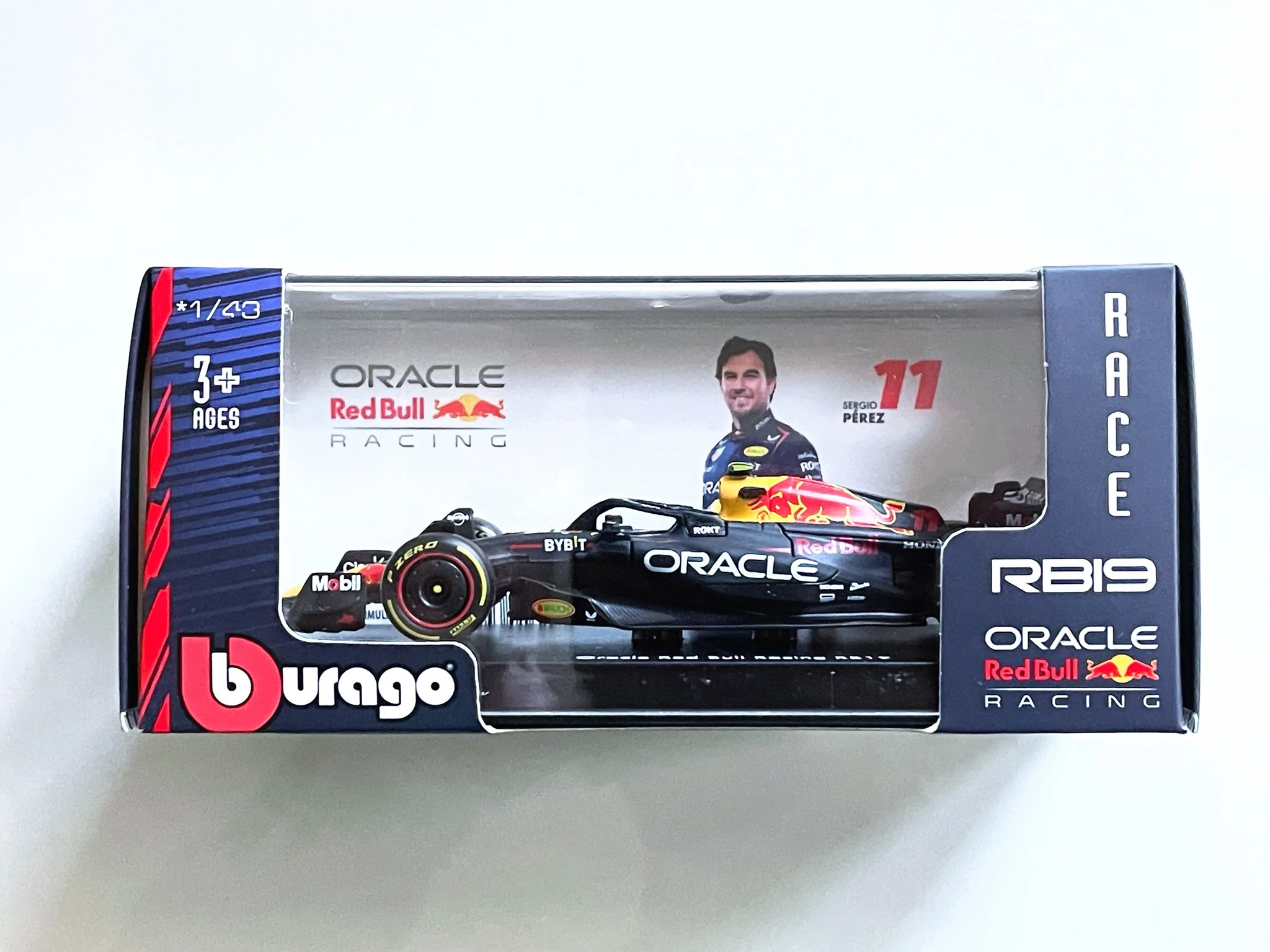 2023 F1 Sergio Pérez RB19 Oracle Red Bull Honda Racing Diecast Car Model 1:43