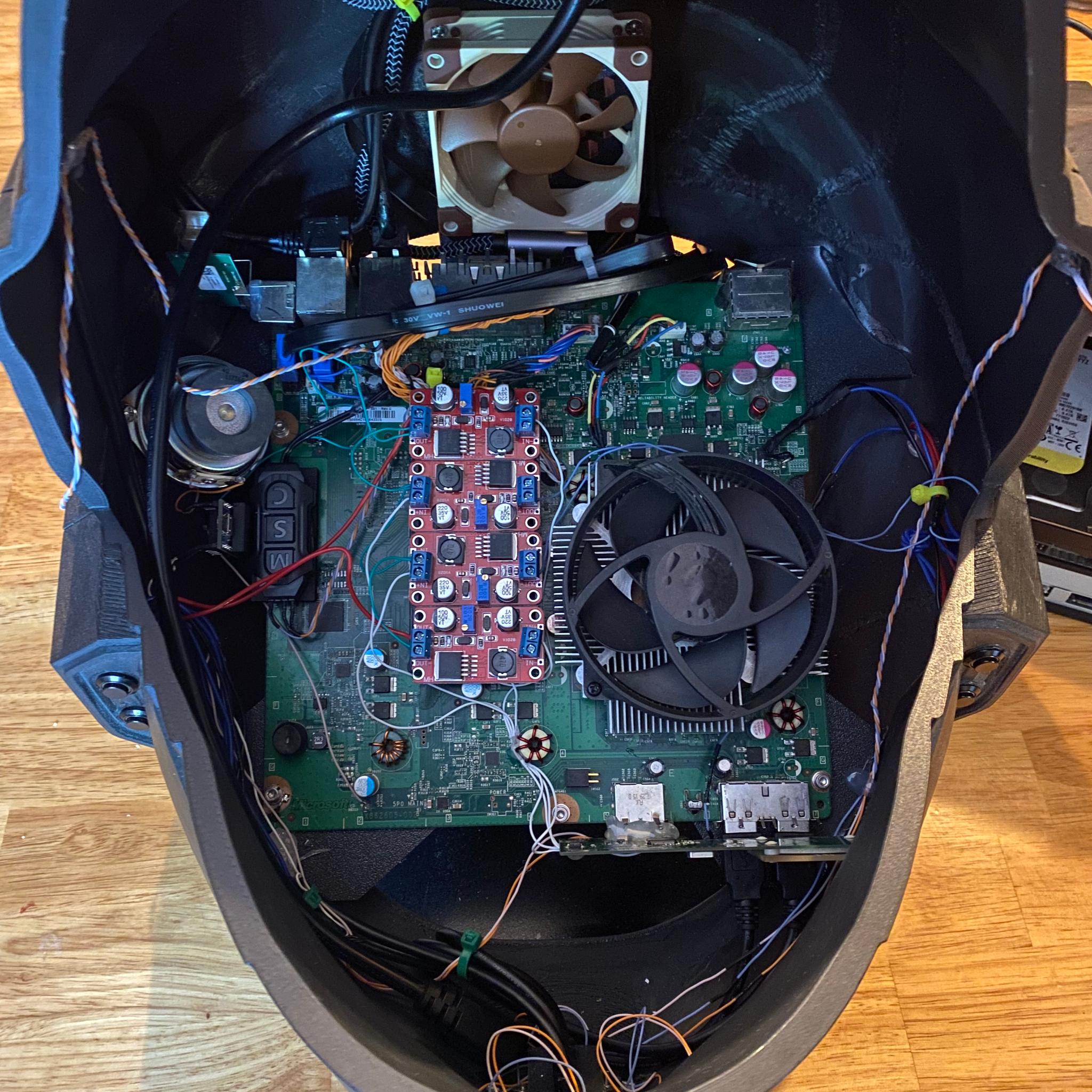 Custom RGH3 Xbox 360 - Master Chief helmet - Halo - 2TB