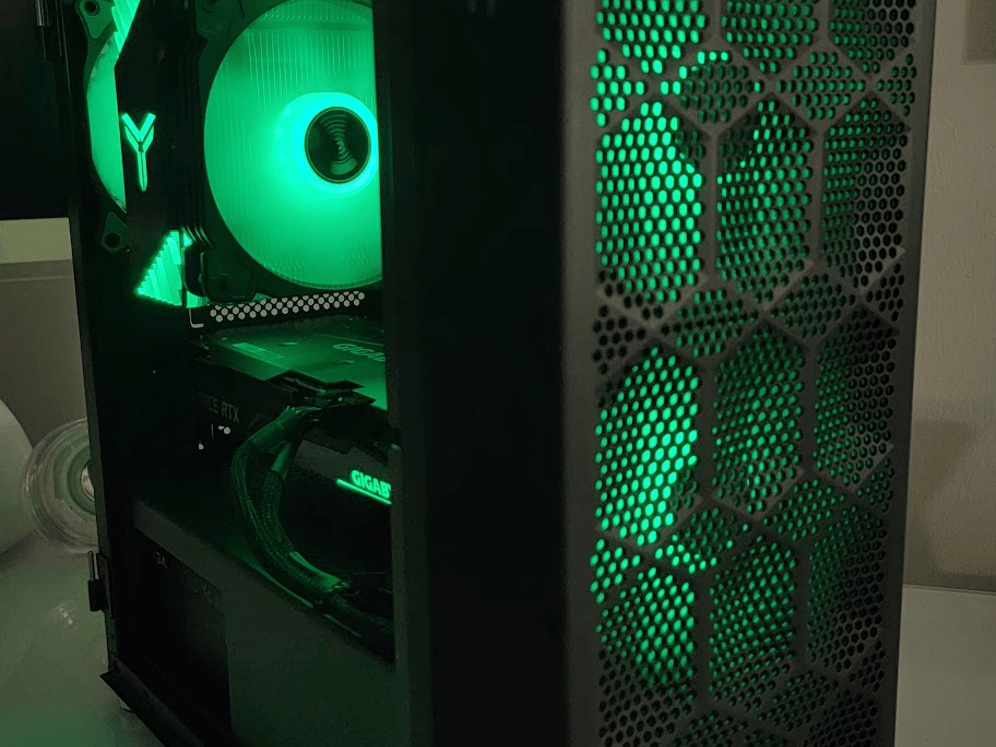 CYBER SALE! Gaming/Streaming PC - Ryzen 5 4500 | 16gb DDR4 | RTX 3060 | 1tb NVMe