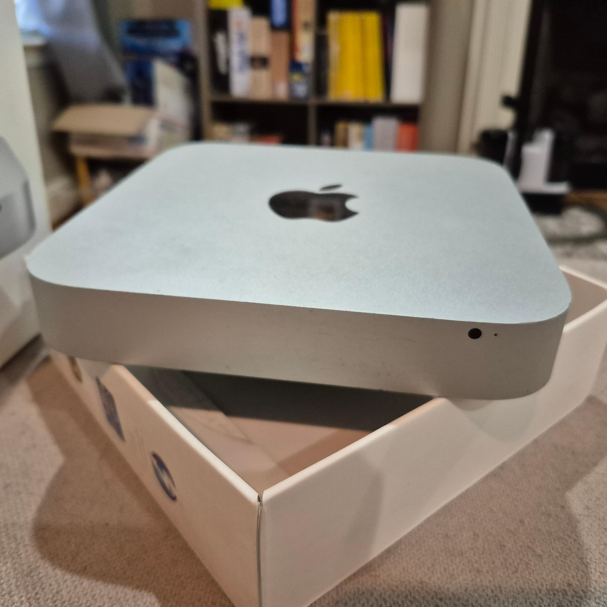 2012 Mac Mini | Manjaro Linux | i5-3210M, 4GB RAM, 500GB HDD