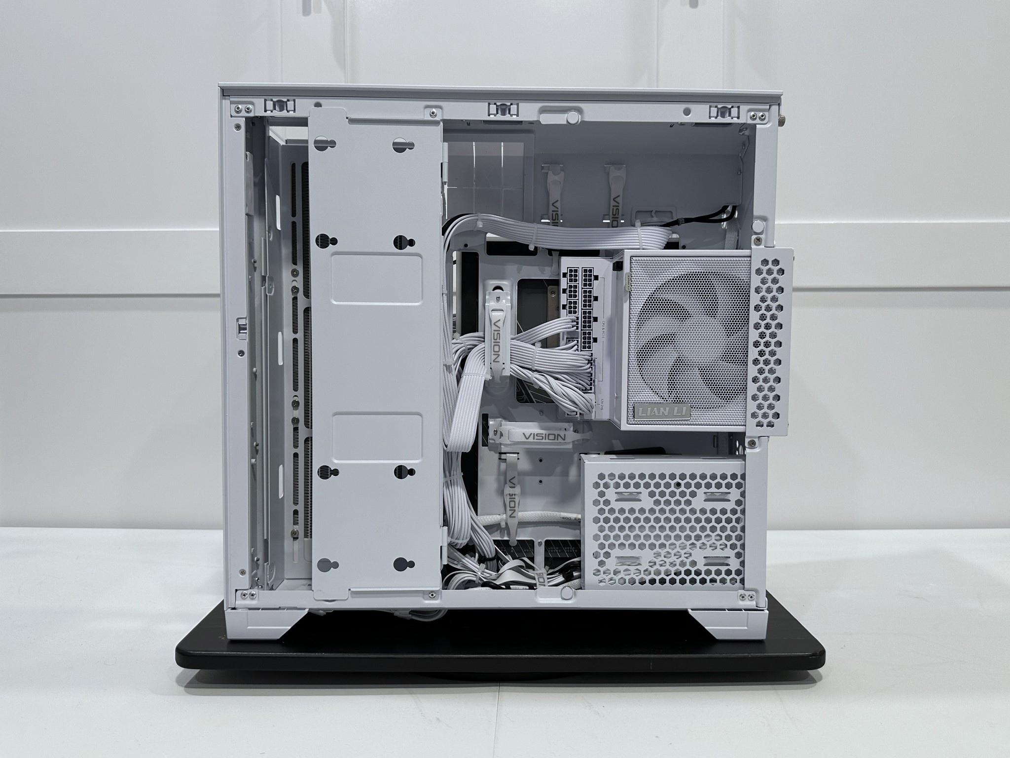 ❄️New NVIDIA GeForce RTX 5070 Ti AERO Overclocked w/ AMD Ryzen 9800X3D/ 32GB RAM/ 2TB NVME❄️