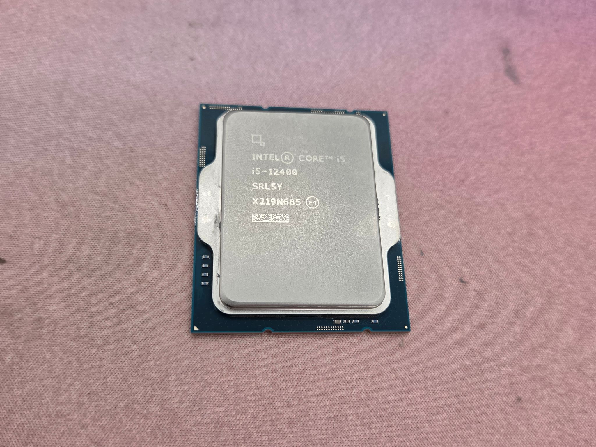 Intel Core i5-12400
