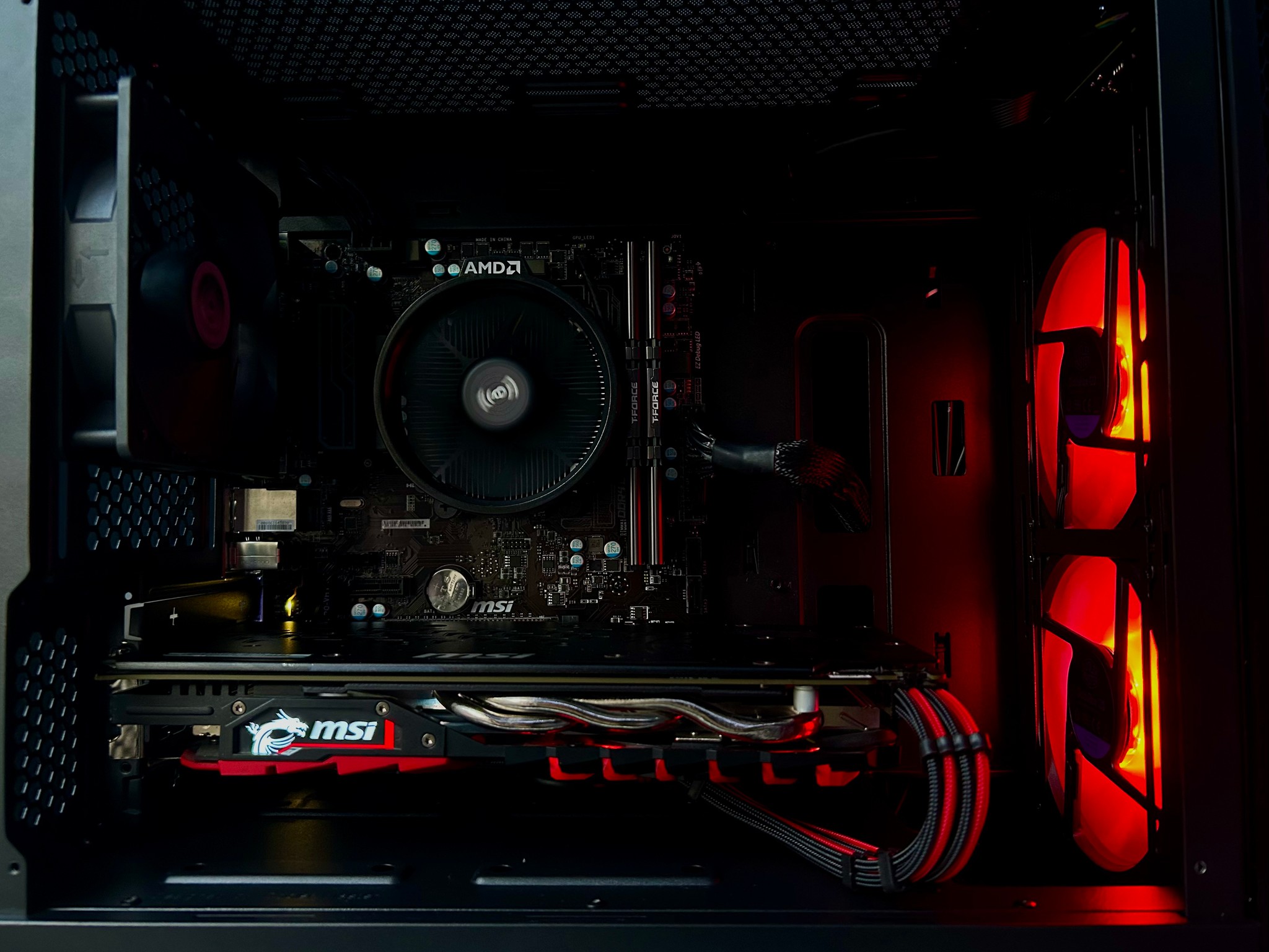 🔴 ⚫ 🔴 Compact Gaming PC | GTX 1060 // Ryzen 5 1600 AF