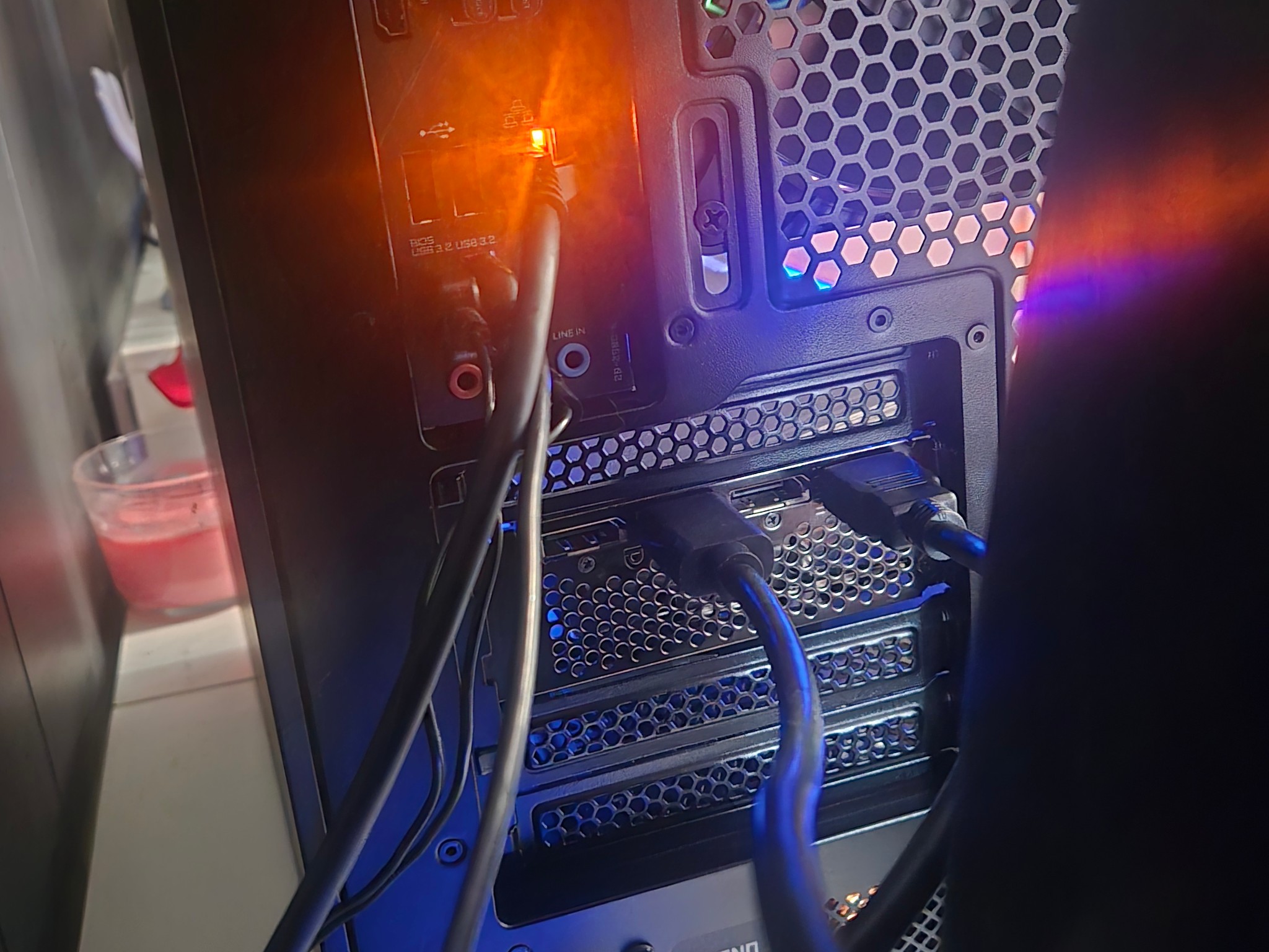 RX 6950xt - ryzen 7 5800x