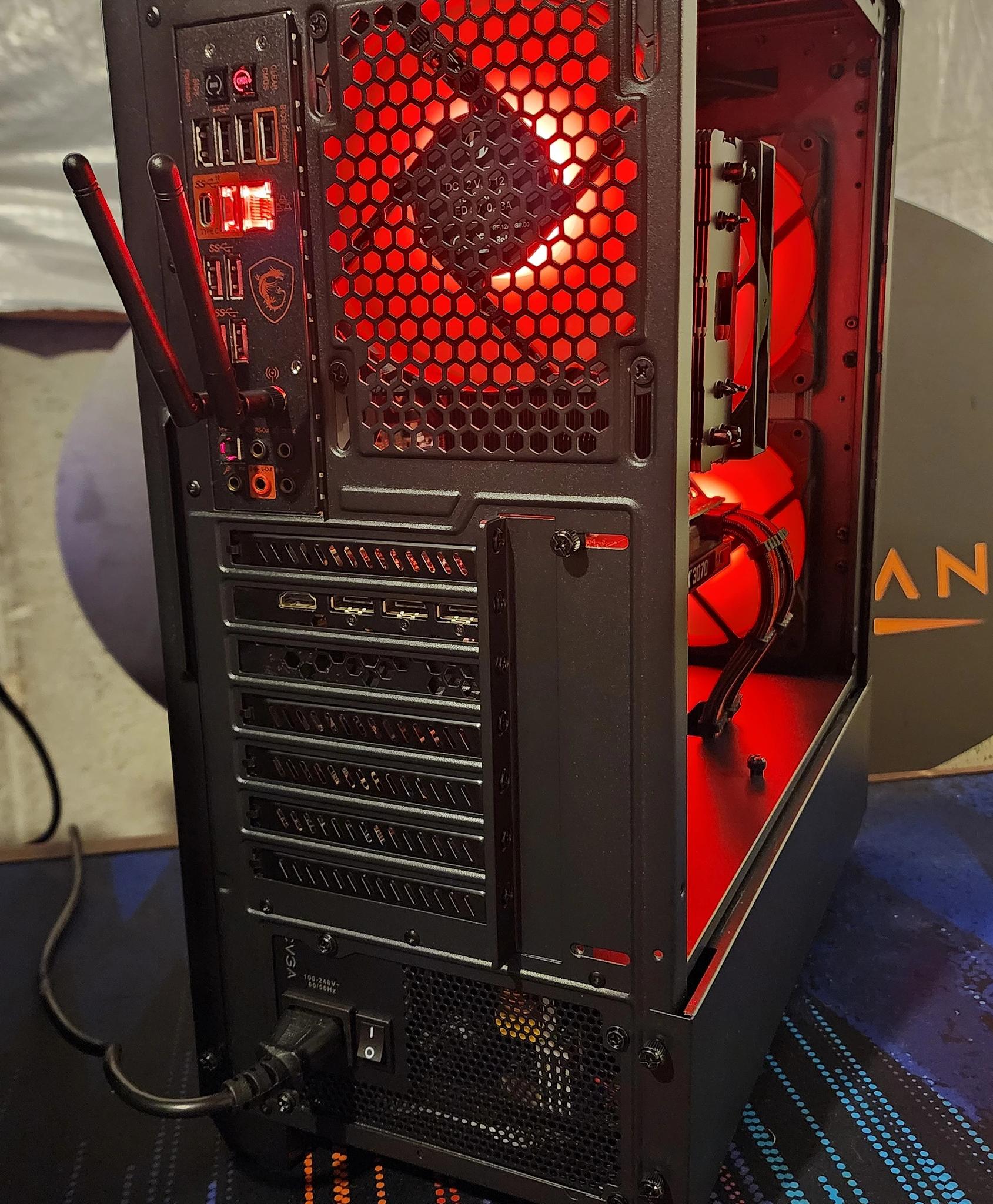 RTX 3070 / i7-9700K - Custom Gaming PC