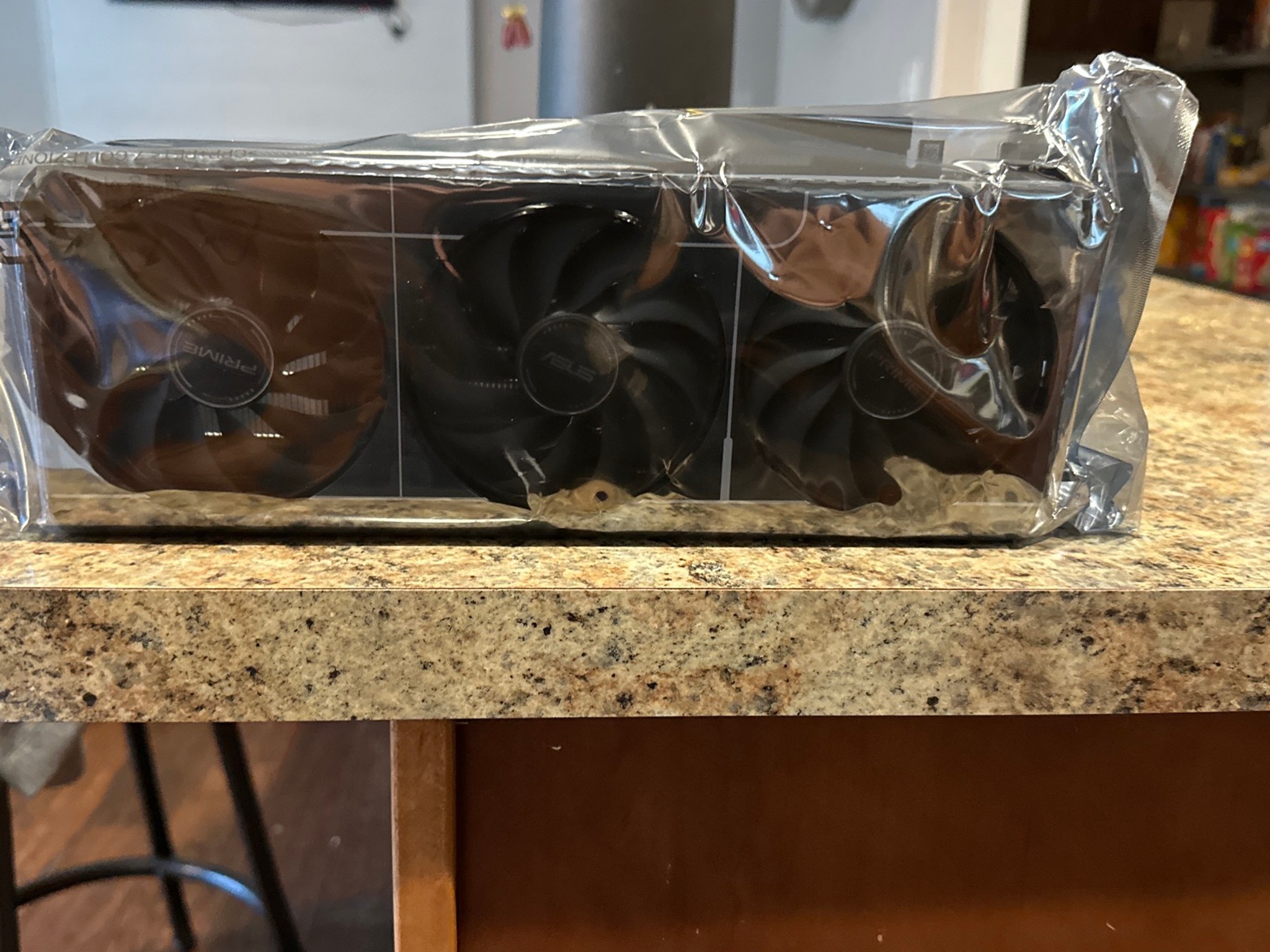 ASUS PRIME GeForce RTX 5070 12GB GDDR7