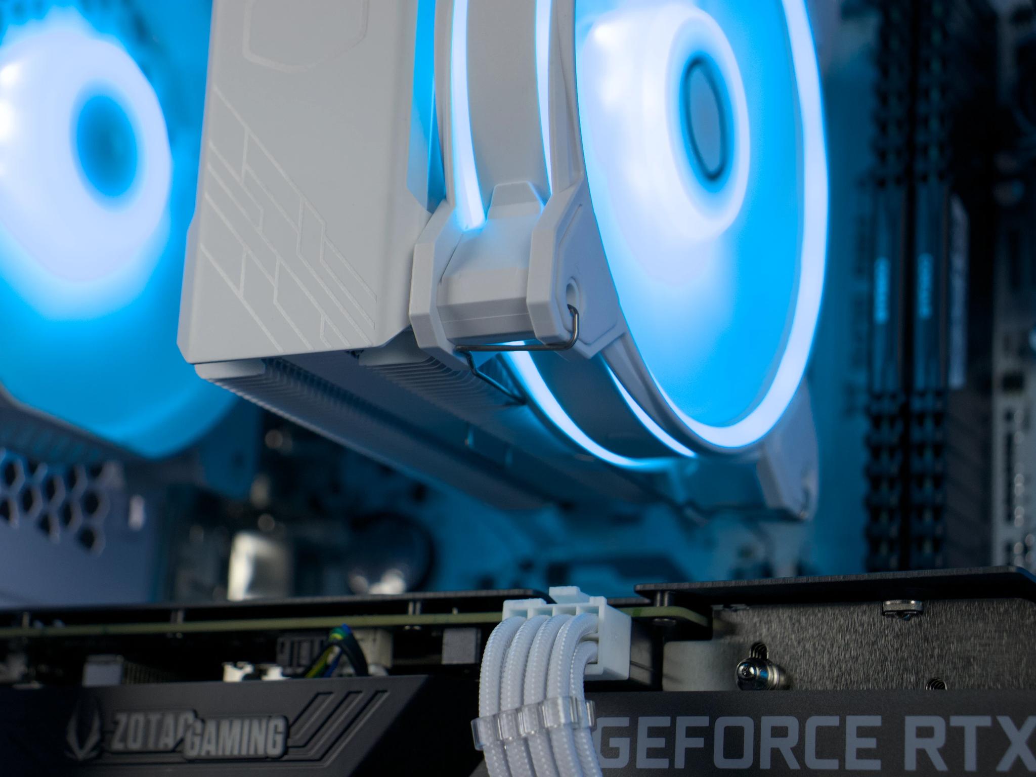 🧊❄️🧊 White Gaming PC – RTX 3060 12G , Ryzen 5 3600, 16GB RAM, 500GB SSD - WiFi, BlueTooth🧊❄️🧊