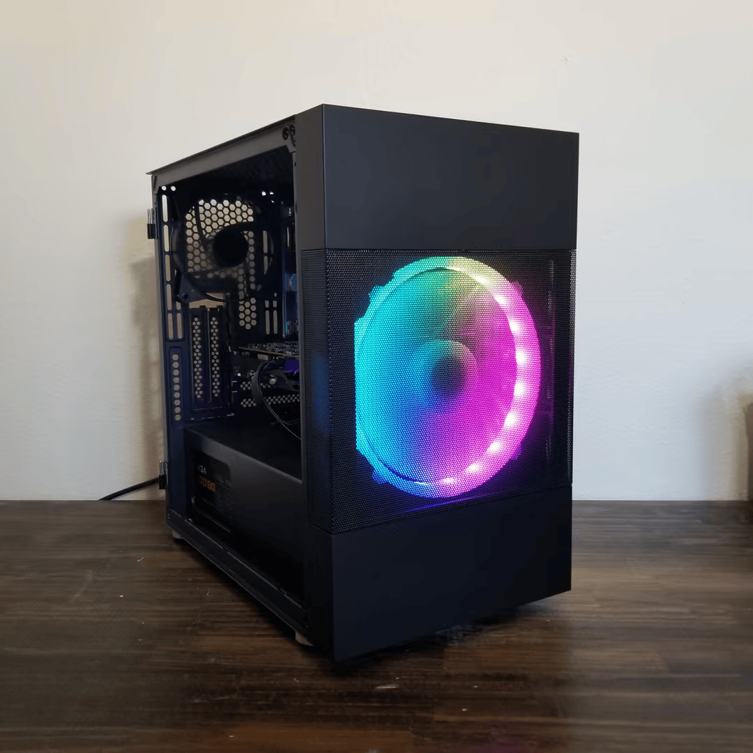 Intel Core i3 8300 // EVGA GeForce GTX 960 2G // Crucial 4x4 16GB // 480GB SSD