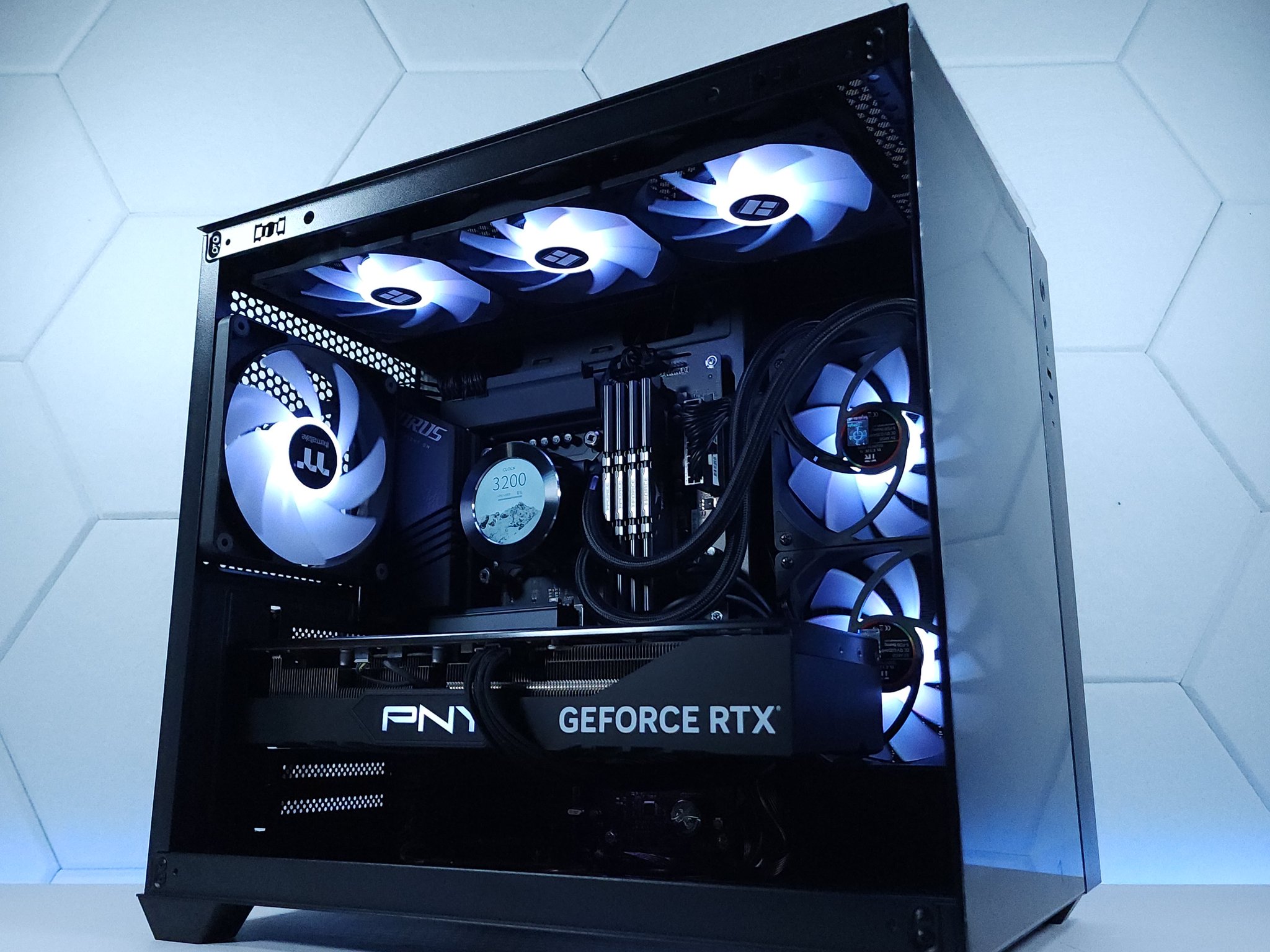 🤍RTX 4080 || Core i7 13700KF || 32GB 3200MHz || 2TB NVMe Gen 4 || 1440p/4K Gaming Computer