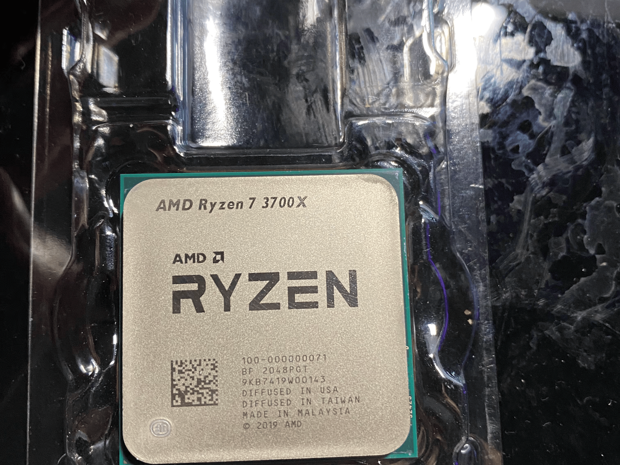 Ryzen 7 3700x 8-Core 16-Thread processor