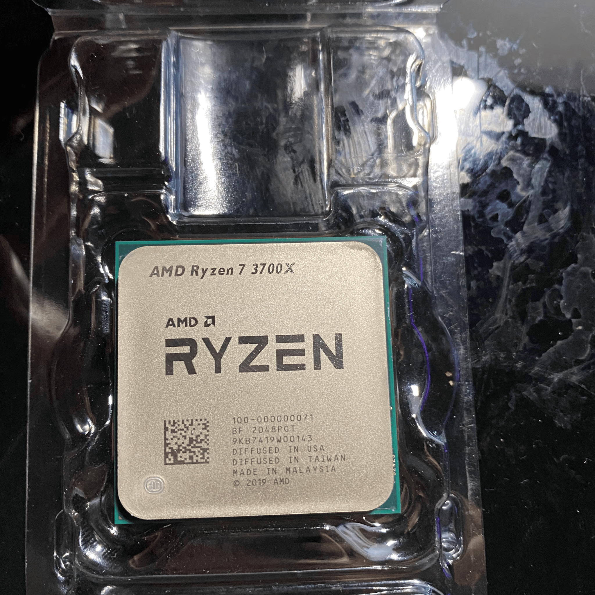 Ryzen 7 3700x 8-Core 16-Thread processor