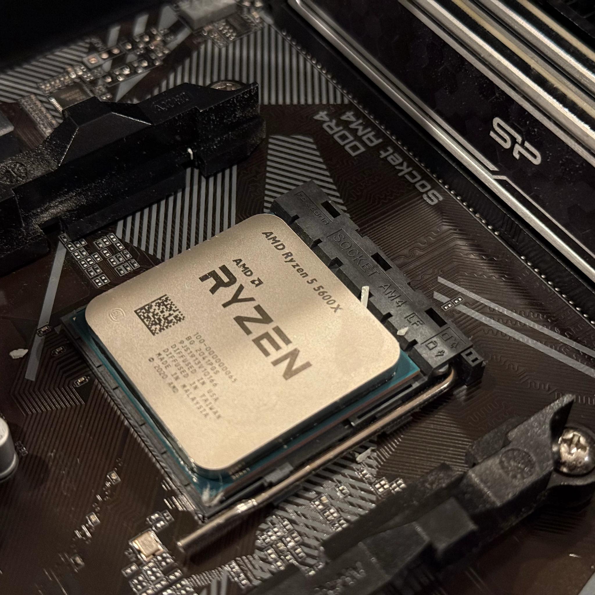 Ryzen 5 5600X, Nvidia RTX 3060 12GB OC,  2x8GB@3200MT/s RAM, 1TB NVMe SSD, Included Keyboard & Mouse