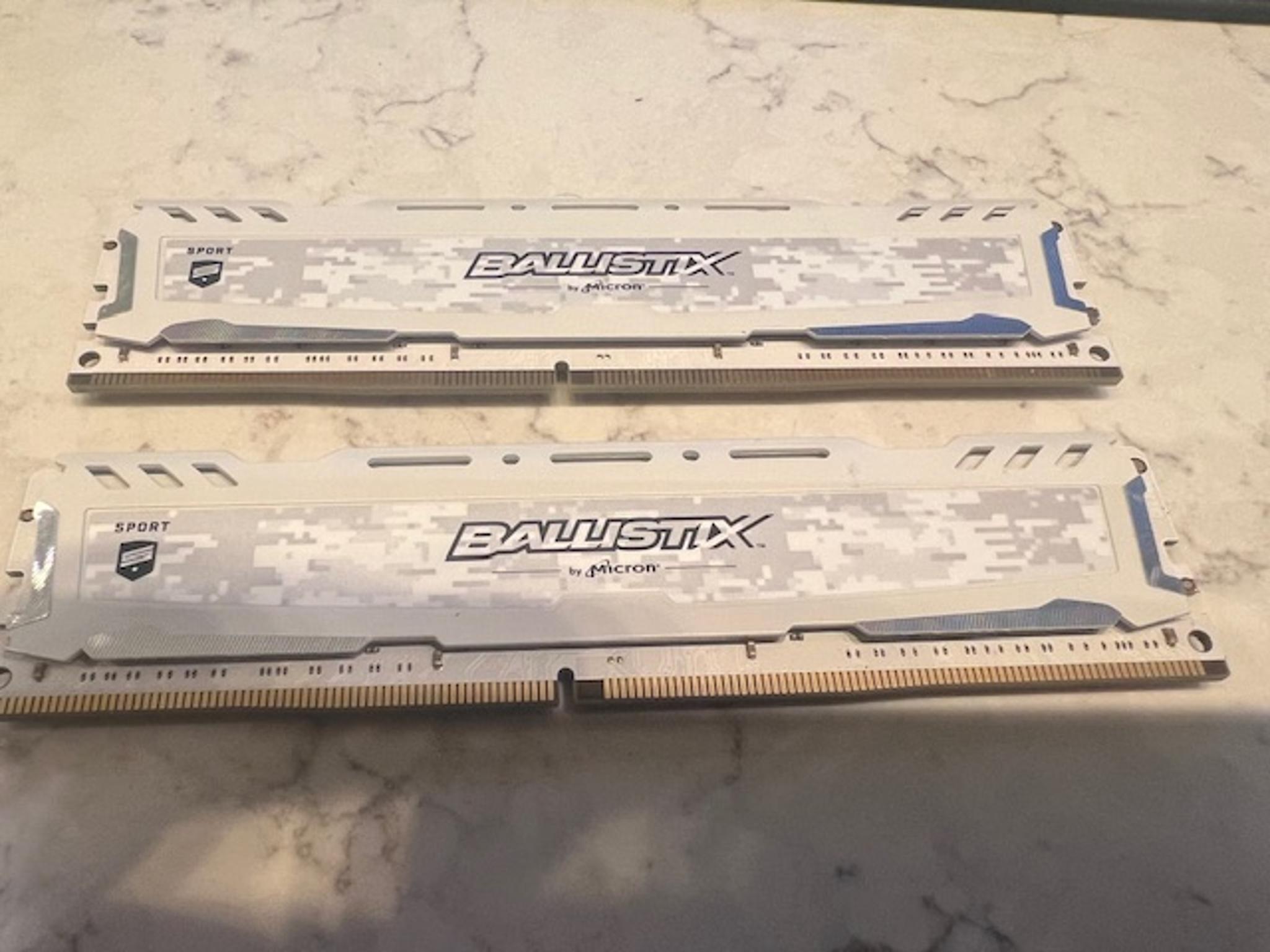 Crucial Ballistix 32GB DDR4 3000 Mhz Memory Desktop Ram White Color