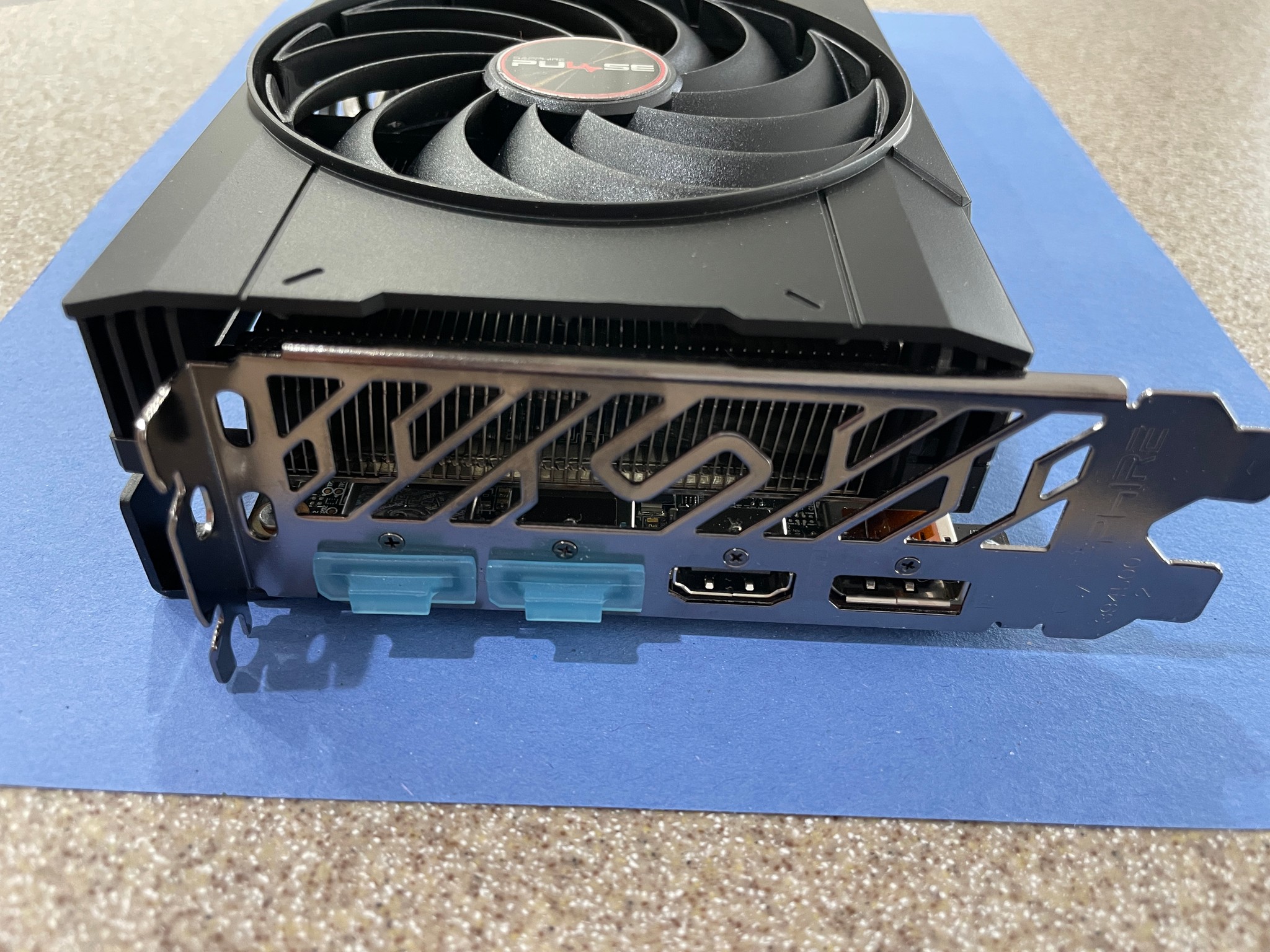 Sapphire PULSE Radeon RX 6700