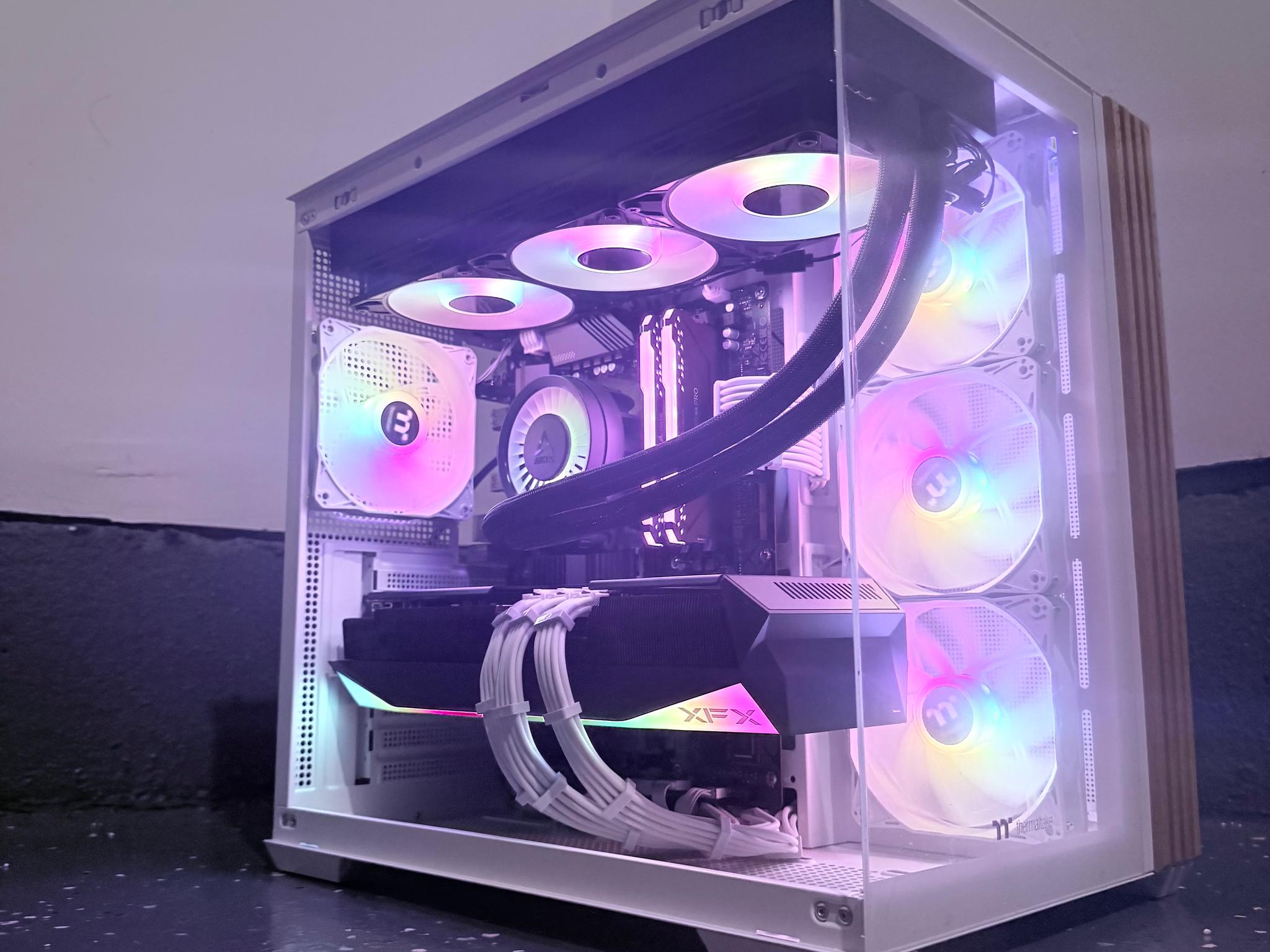 ❄️"Arctic Aurora"🌈 | 4K Gaming | RX 9070XT 16GB | Ryzen 7 5800X3D | 32GB Ram | 2TB+2GB SSD