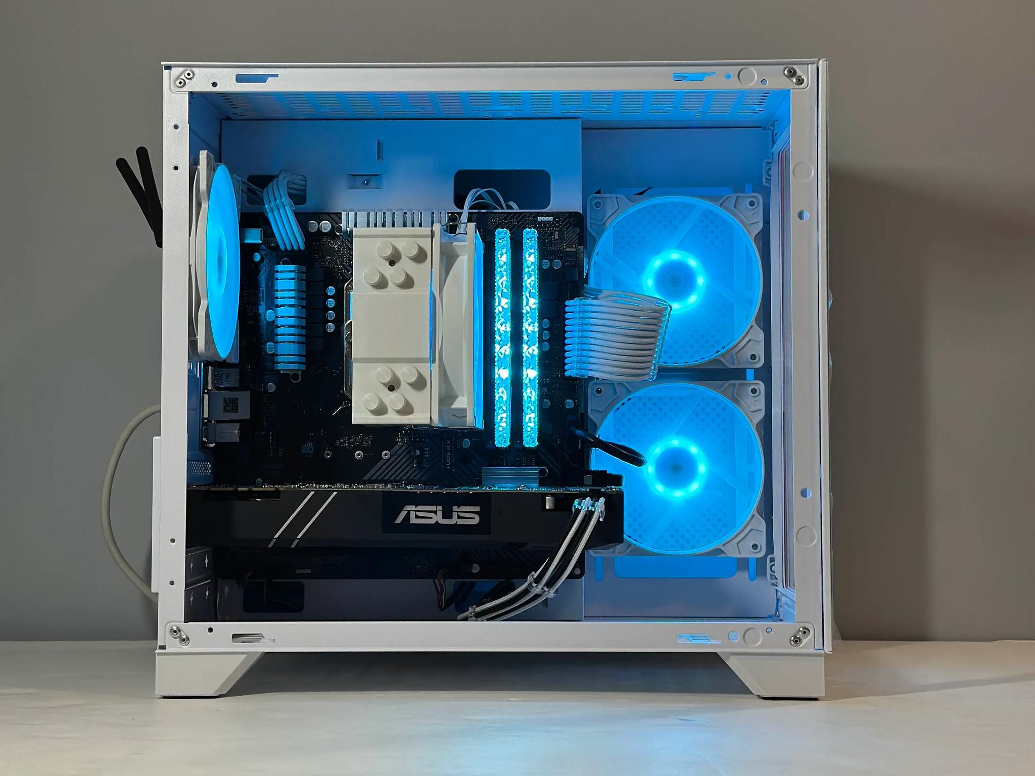 White Gaming PC |AMD Ryzen 5 2600| Nvidia GTX 1080 8GB | 16GB RAM | 480GB SSD | WIFI |