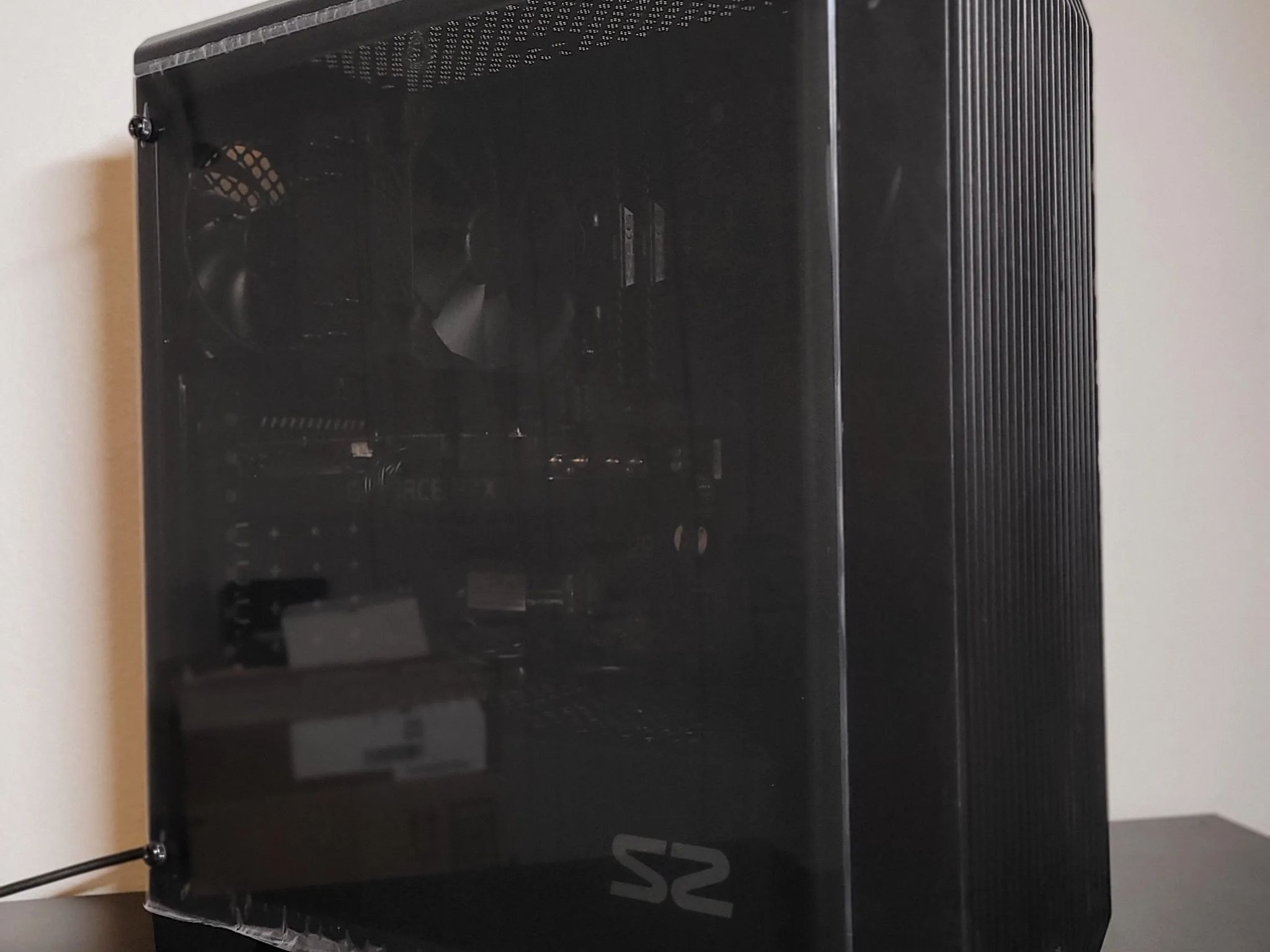 Void 1080  // Ryzen 7 5700x // RTX 3060ti // 16GB DDR4 // 256GB SSD+2TB HDD // WIFI + BT