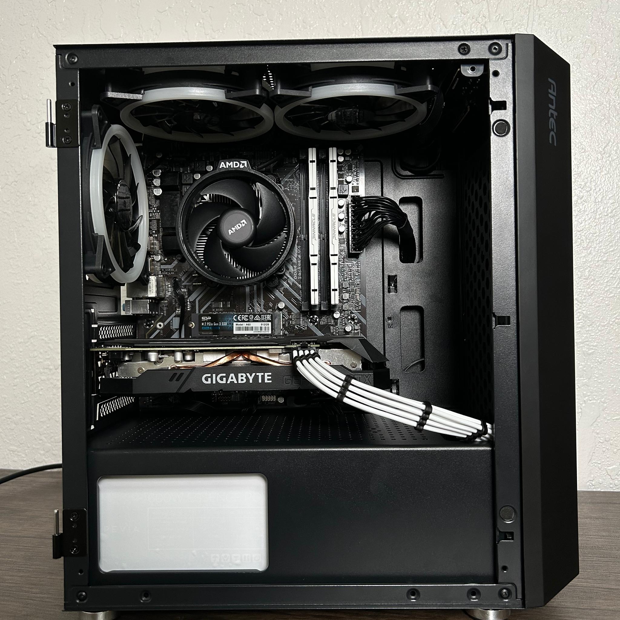 RTX 2060 | Ryzen 5 3600 | 16GB 3600MHz | 512GB NVME