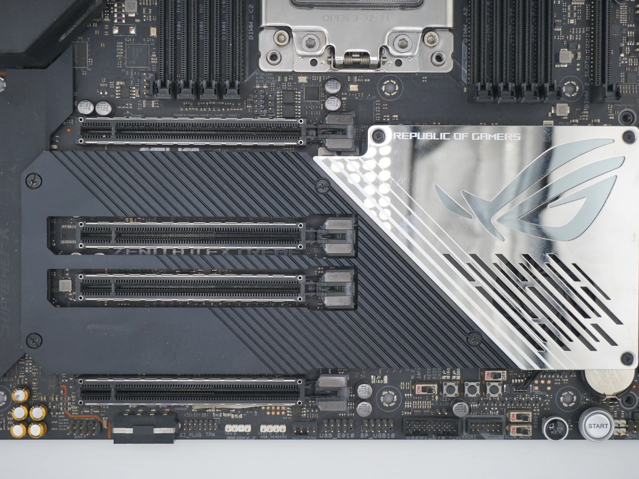 ASUS TRX40 Zenith II Extreme Motherboard