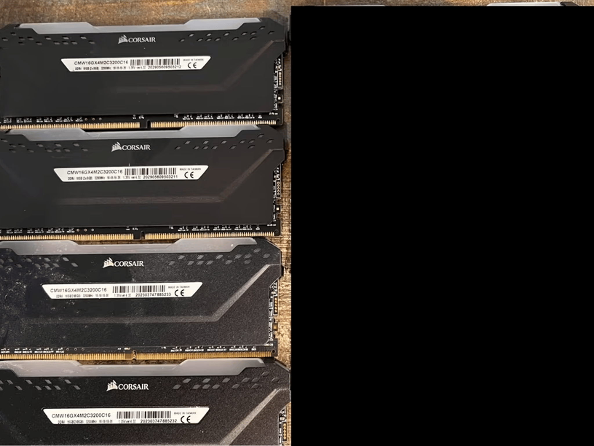 Corsair Vengeance Pro 16 RGB GB (2 x 8 GB) DDR4-3200 CL16 - 64GB Total