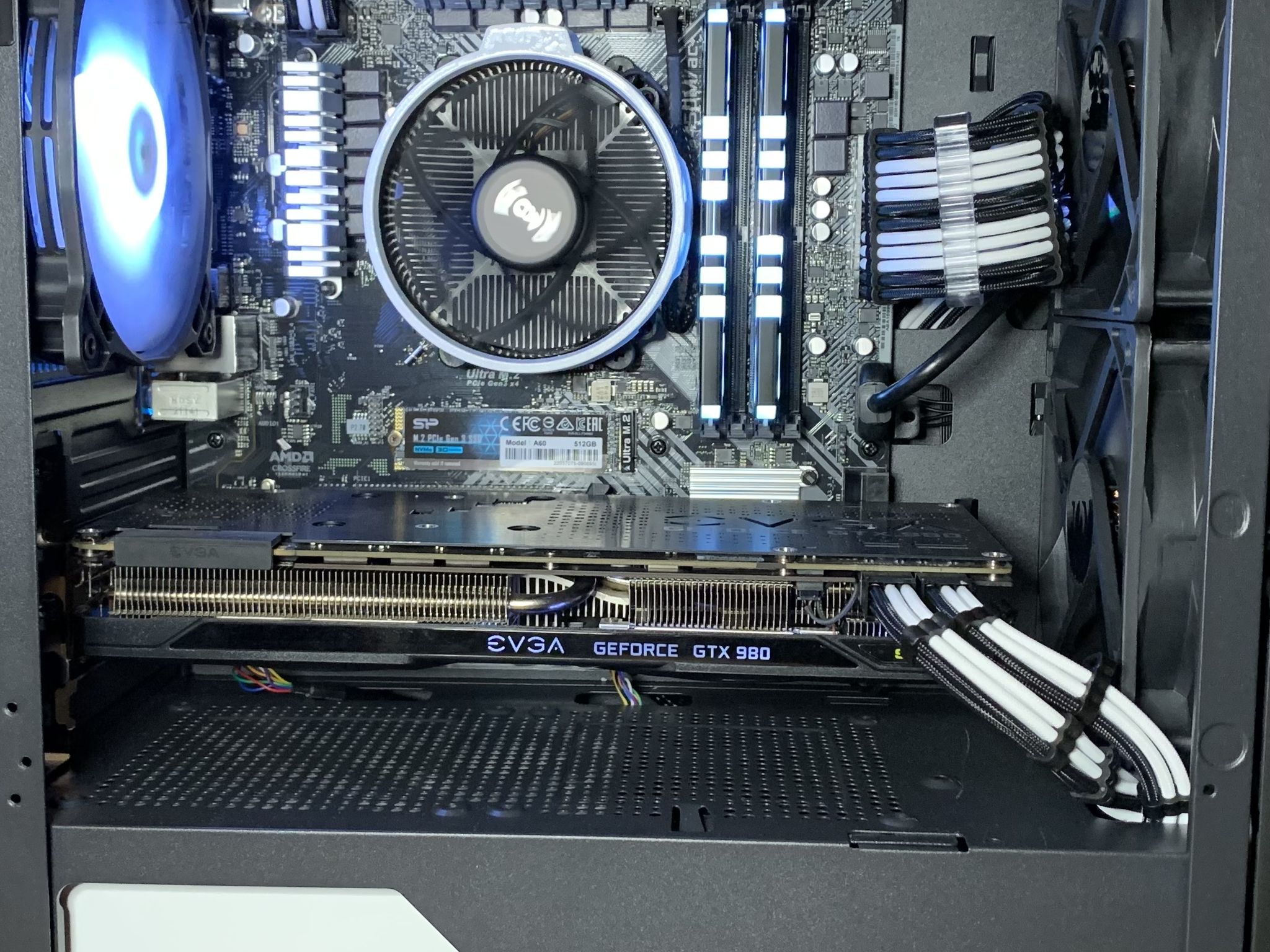 Black/White Gaming PC (Ryzen 5 2600 + GTX 980)w/ wifi