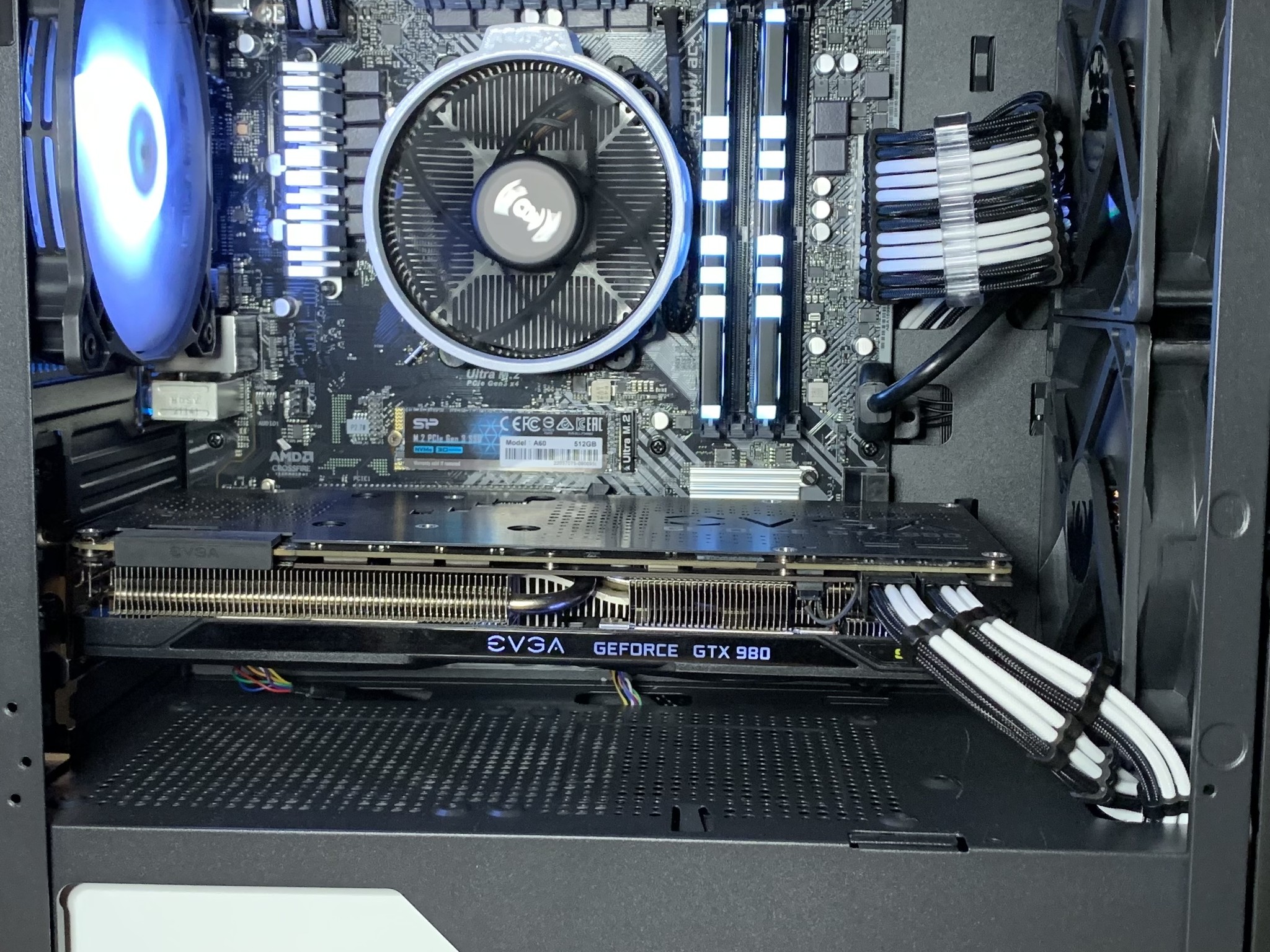 Black/White Gaming PC (Ryzen 5 2600 + GTX 980)w/ wifi