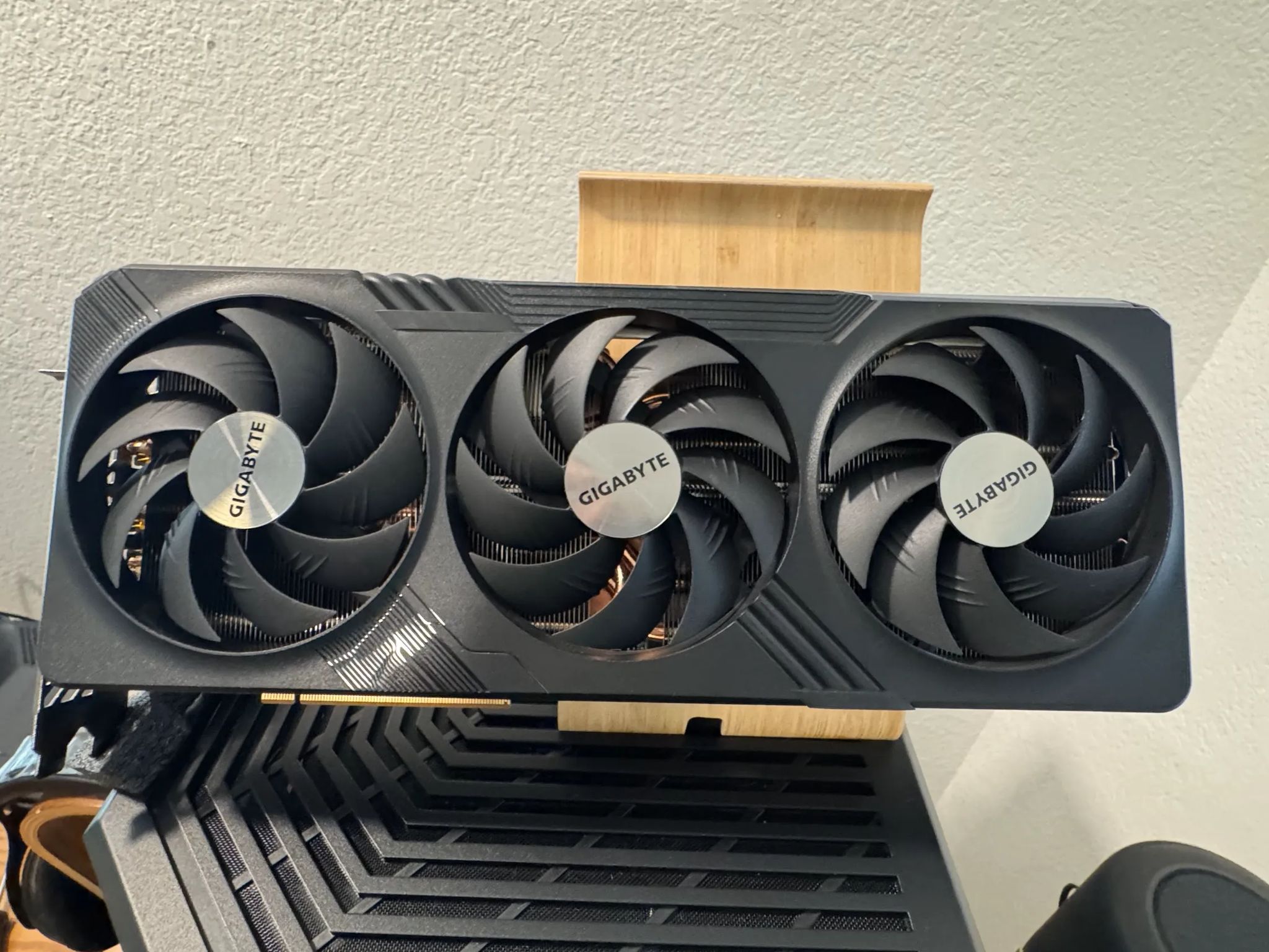 Gigabyte Radeon RX 7900 XTX GAMING OC 24G video card