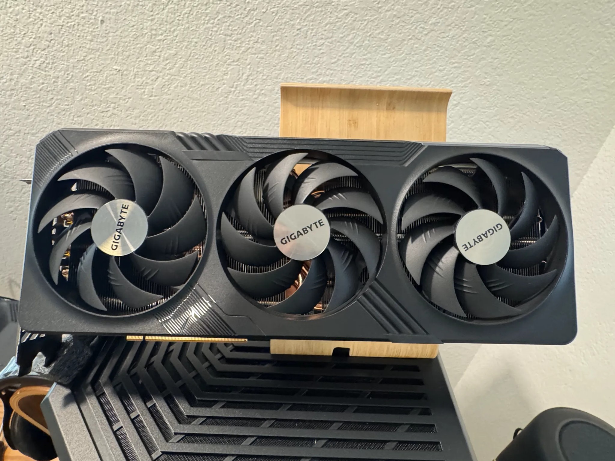 Gigabyte Radeon RX 7900 XTX GAMING OC 24G video card