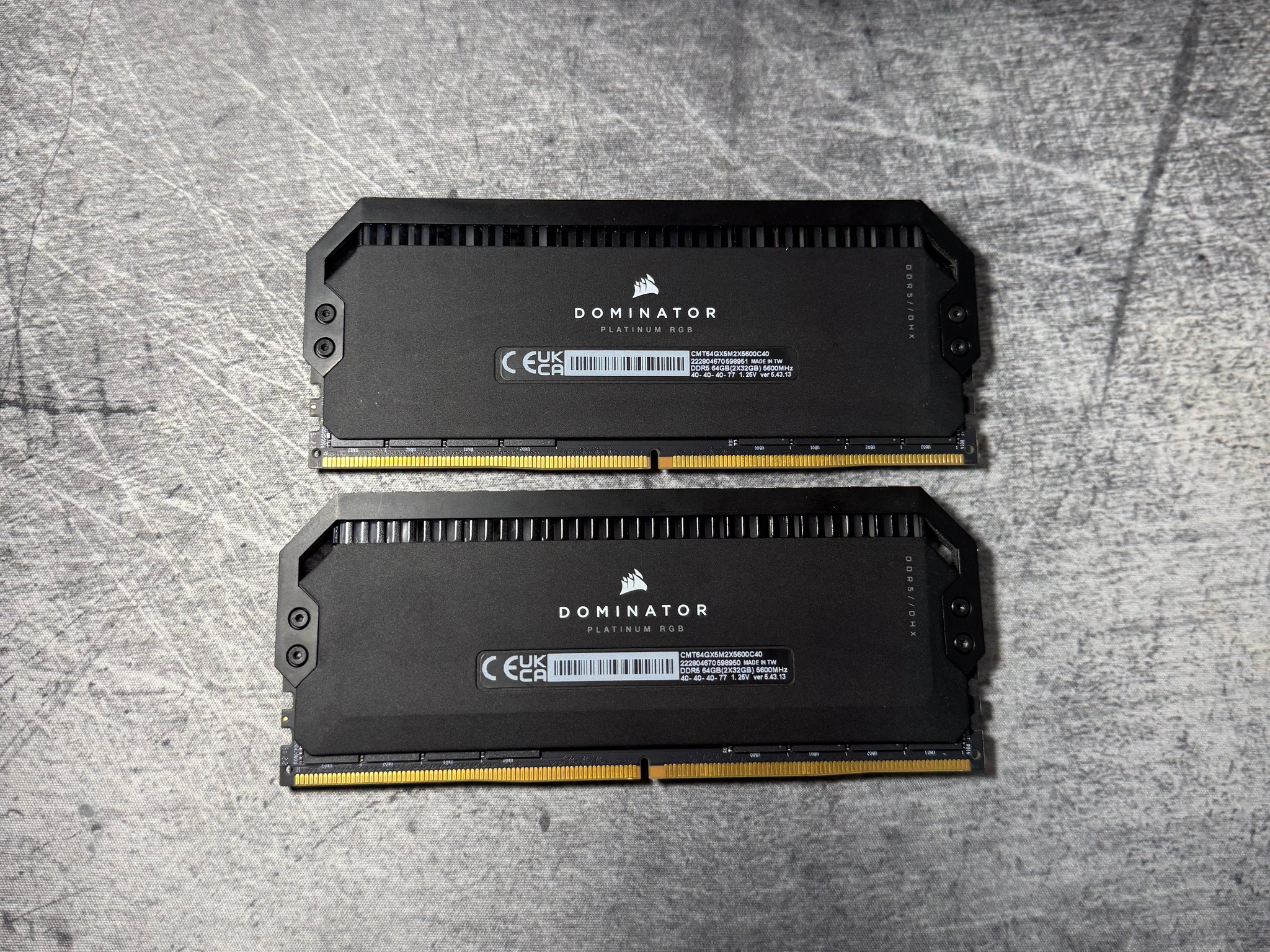 DDR5 64GB (2x32) 5600MT/S Corsair Dominator Platinum RGB