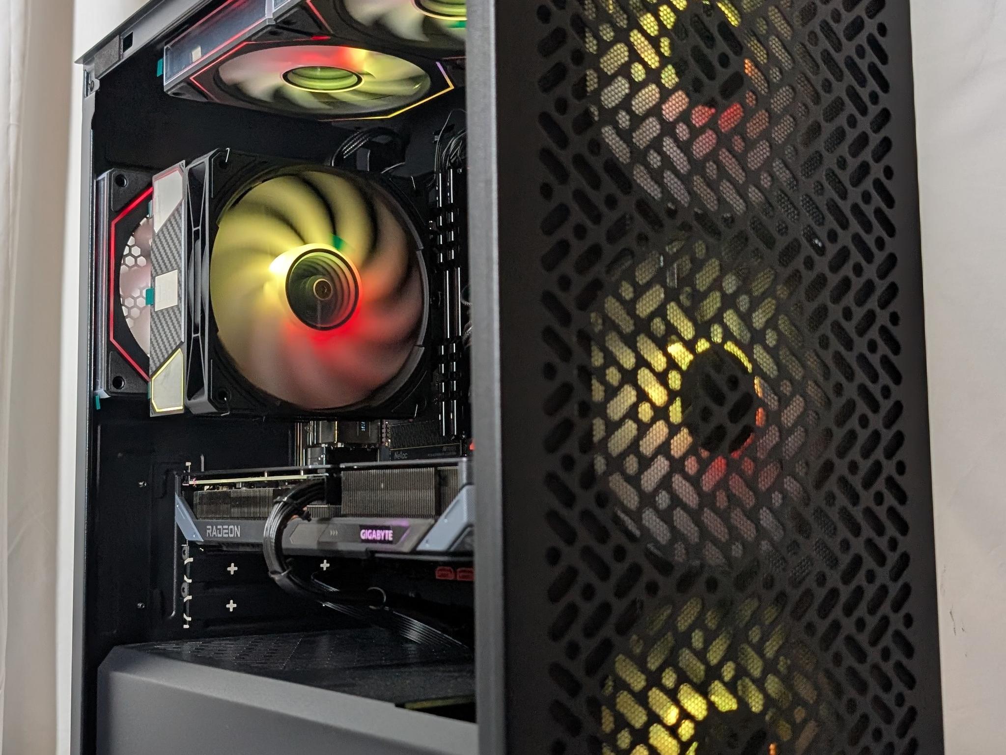 RX 9060XT | RYZEN 5 3600 | 16GB DDR4 | 1TB NVME | 650W