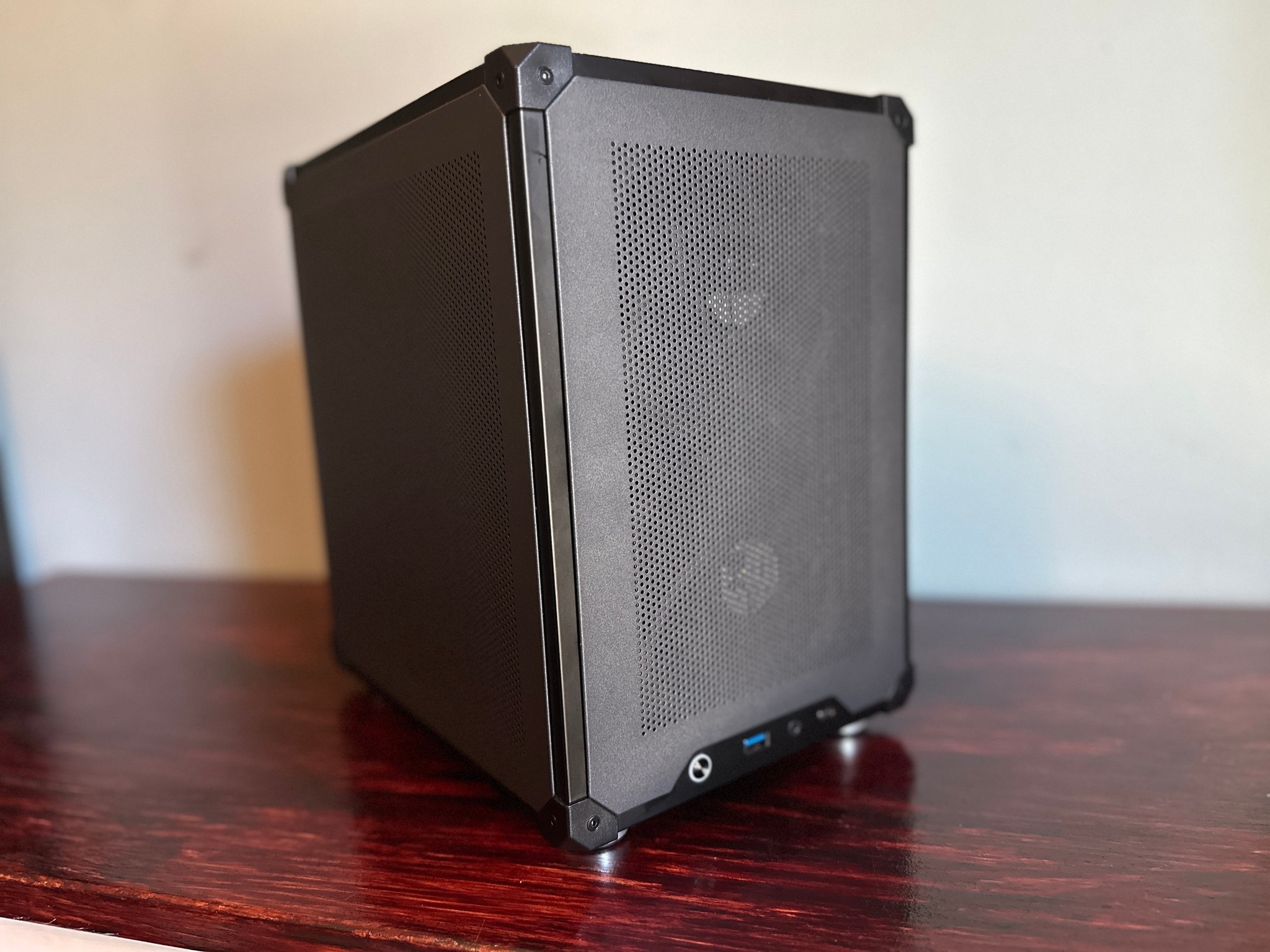 The Black Box | i7-8700 | GTX 1660ti 6GB | 16GB RAM | 1TB M.2