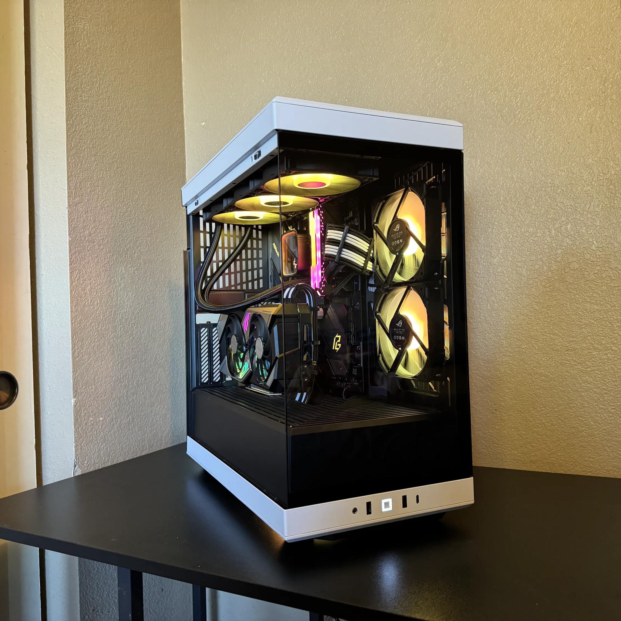 Ryzen 7 5700X | RTX 3070 | 32GB RAM | 2TB M.2 NVME SSD