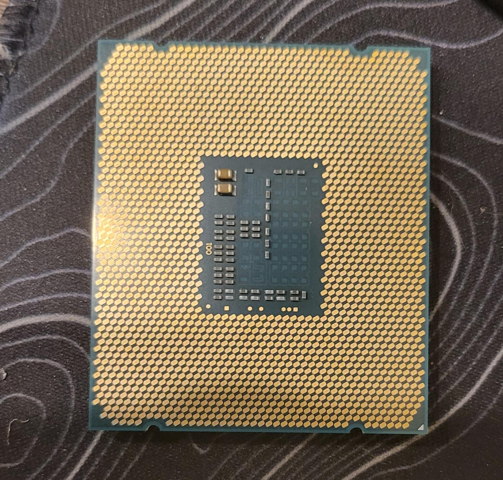 Intel Core i7-5820k, 6 core 12 thread, 3.3ghz, LGA 2011-V3