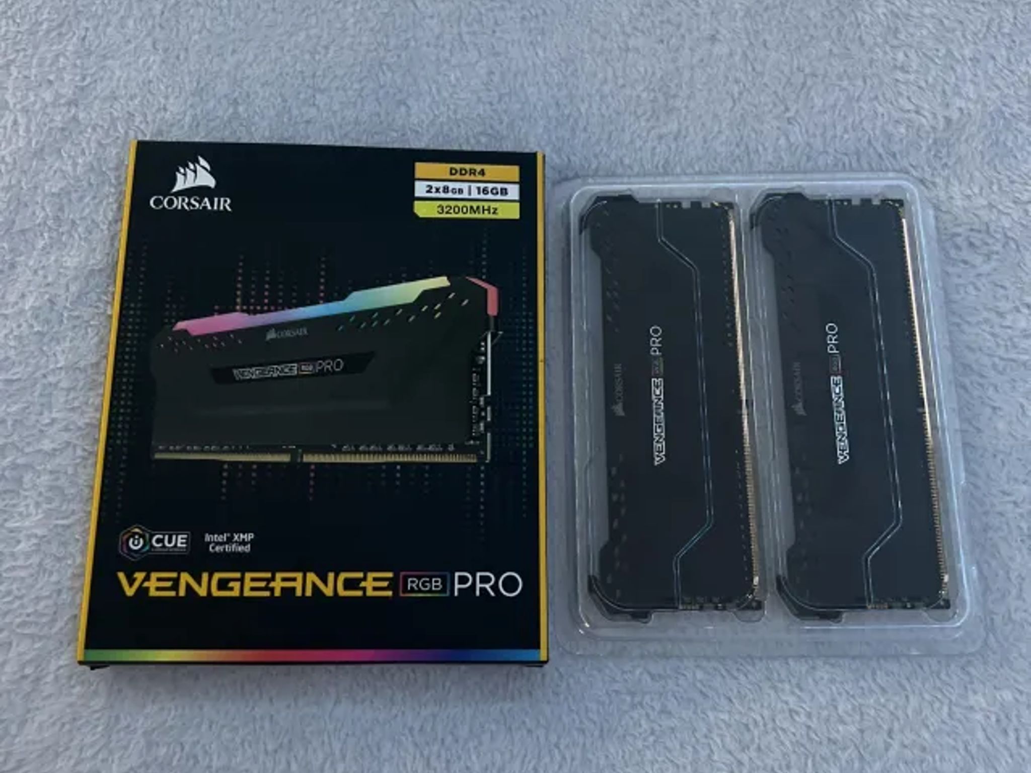 Corsair Vengeance RGB Pro 2x 8GB (16GB)
