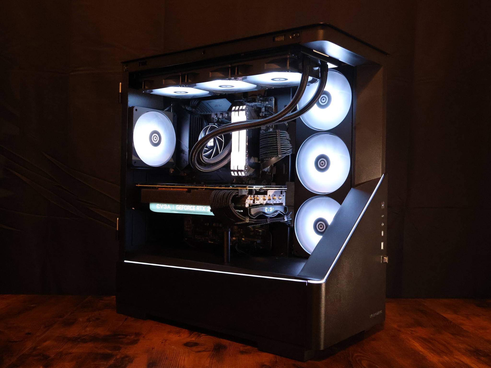 3080Ti | Ryzen 9 5900x | 32GB DDR4 | 1TB NVME | Custom Gaming PC
