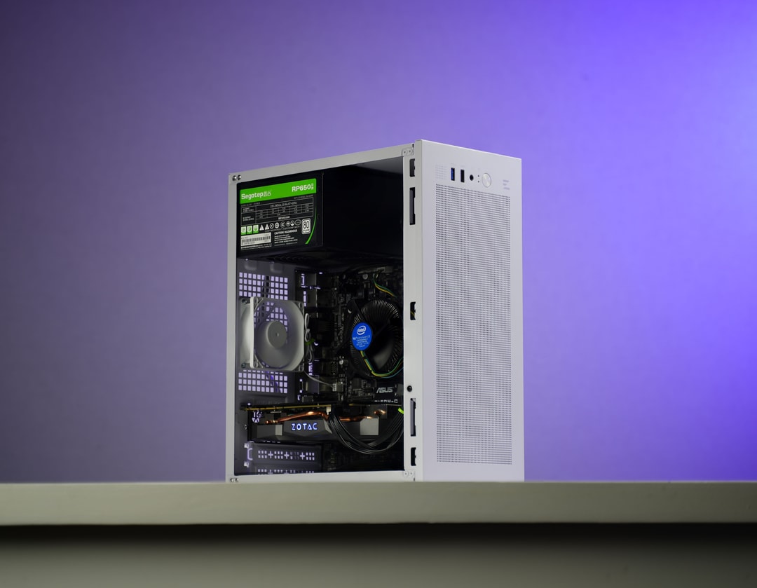 SF-02 / GTX 1070 Ti Intel Core i7 7700 16GB 1TB Windows 11 Gaming