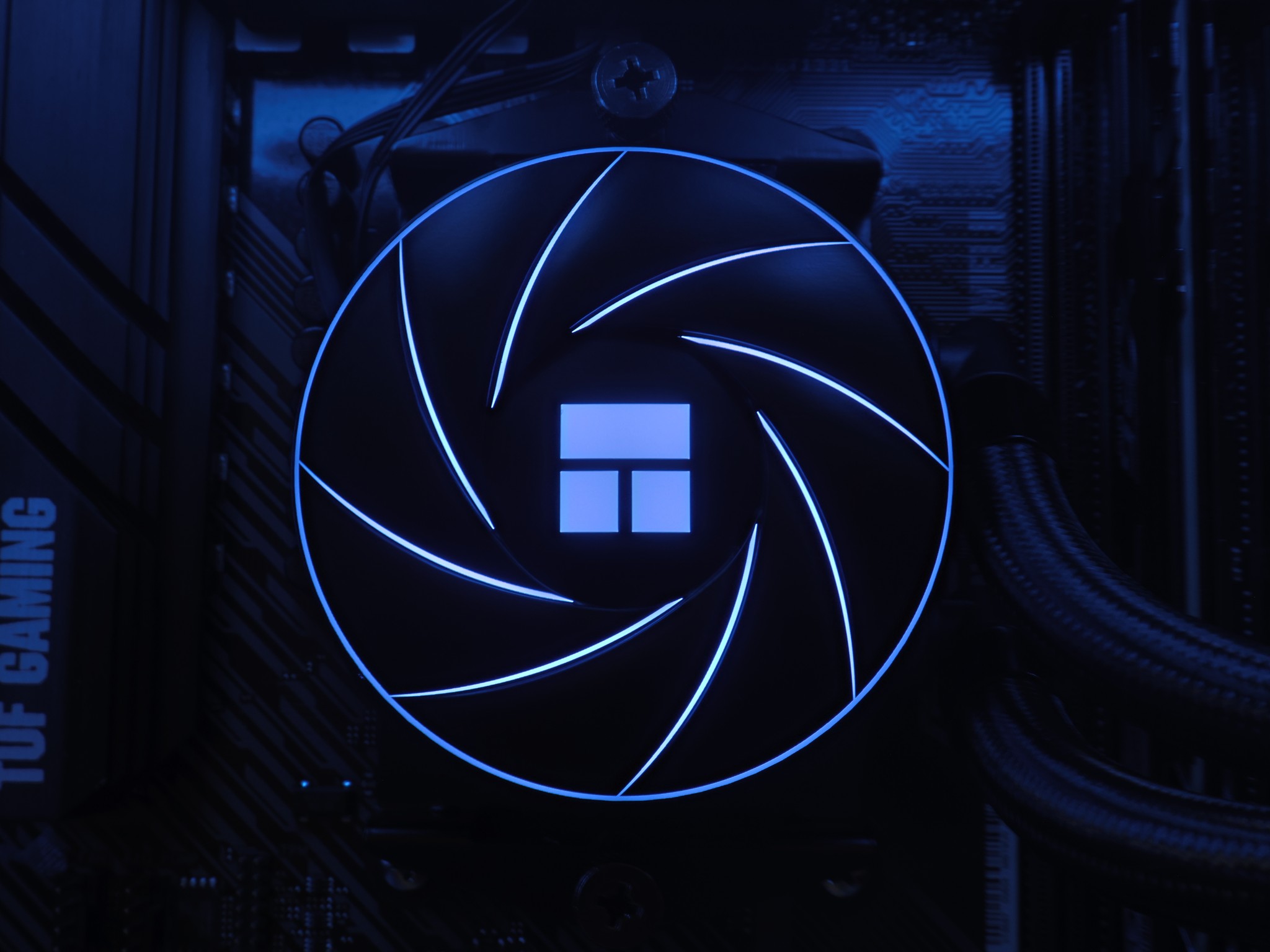🖥️ Gaming PC 🖥️ Ryzen 5 5600 + RX 7600 | 16GB RAM | 1TB NVMe SSD
