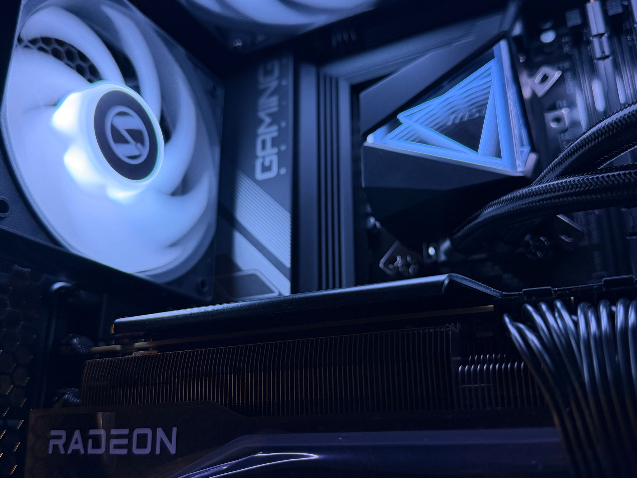 🔥 ALL NEW | Ryzen 7 7800X3D | XFX RX 9070 GRE 12GB | 32GB DDR5-6000 CL30 | 360MM AIO | WIN 11 PRO