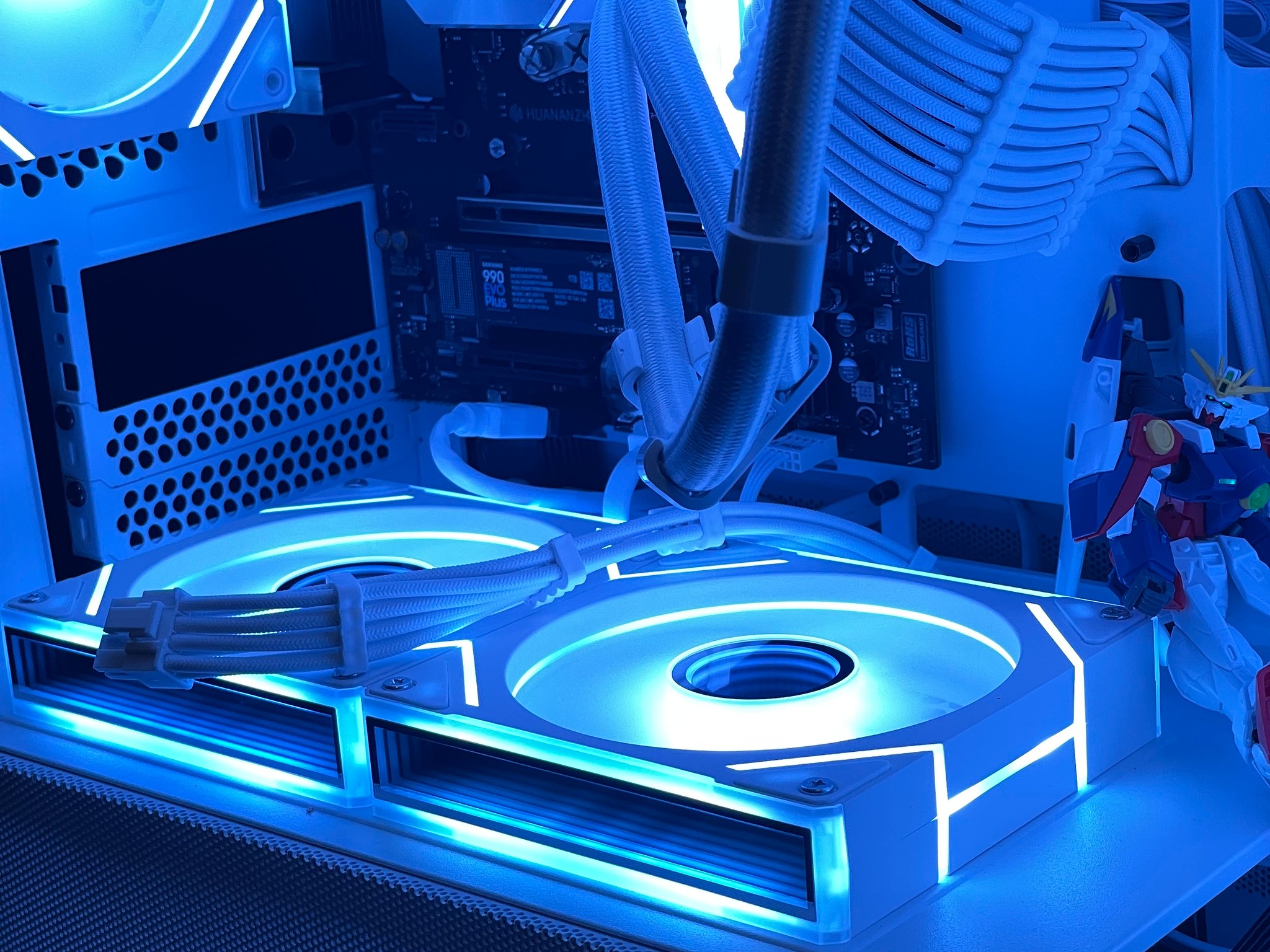 Custom All-White AM5 Gaming PC | Ryzen 5 7600X, 32GB DDR5, 1TB SSD (NO GPU!)