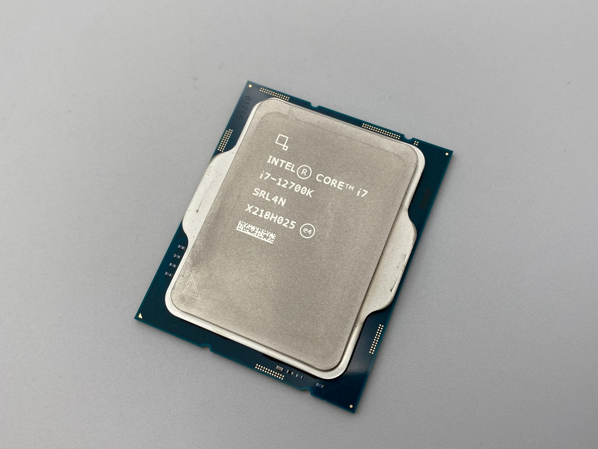 Intel Core i7-12700K Processor (5 GHz, 12 Cores, FCLGA1700)
