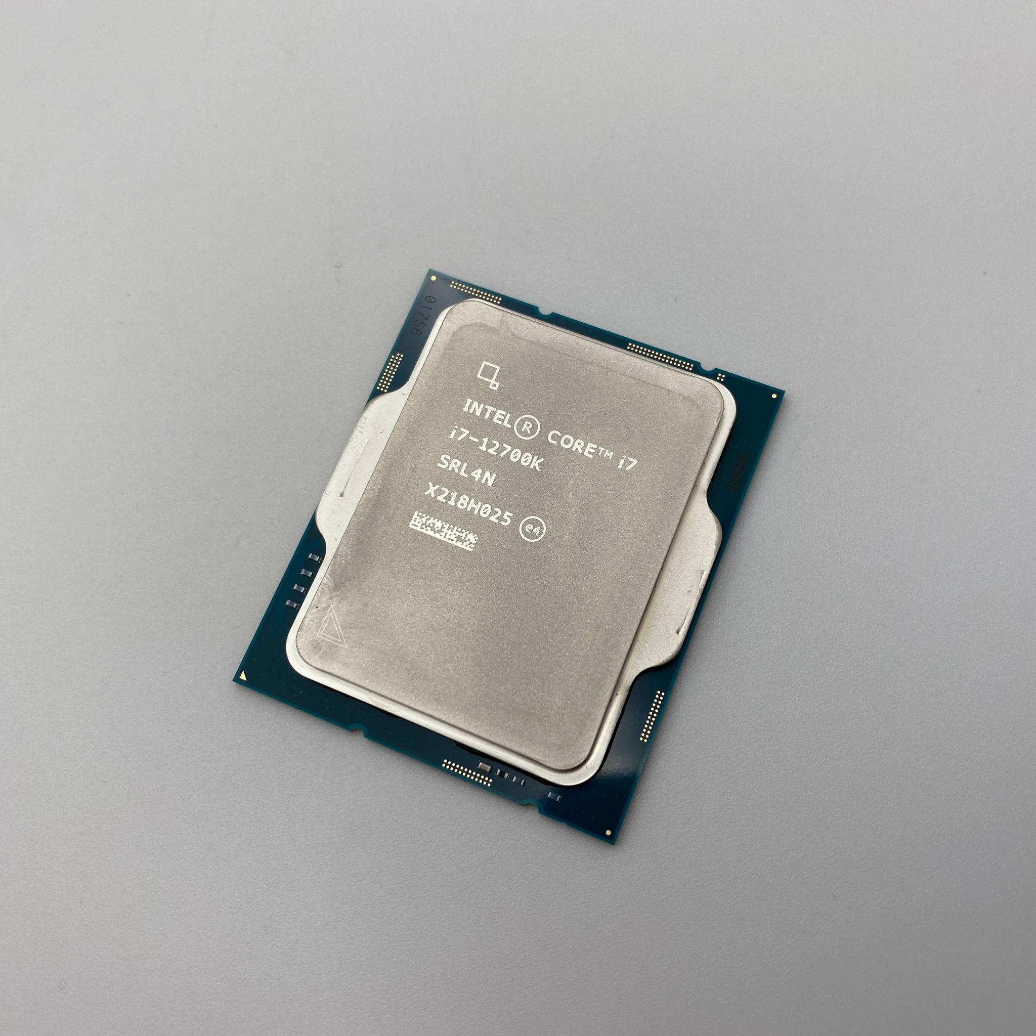 Intel Core i7-12700K Processor (5 GHz, 12 Cores, FCLGA1700)