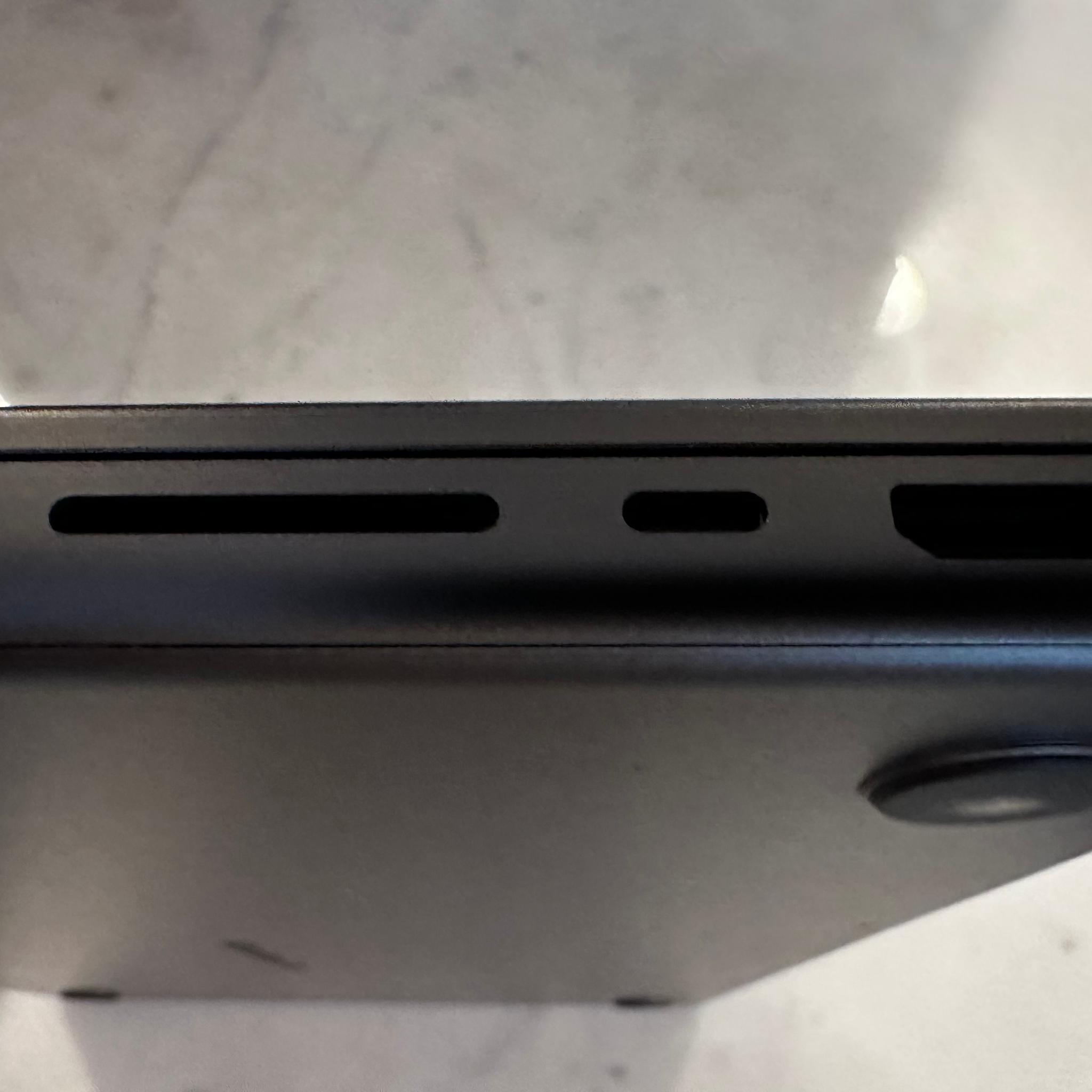 MacBook Pro Late 2023 (M3) Max - 16"