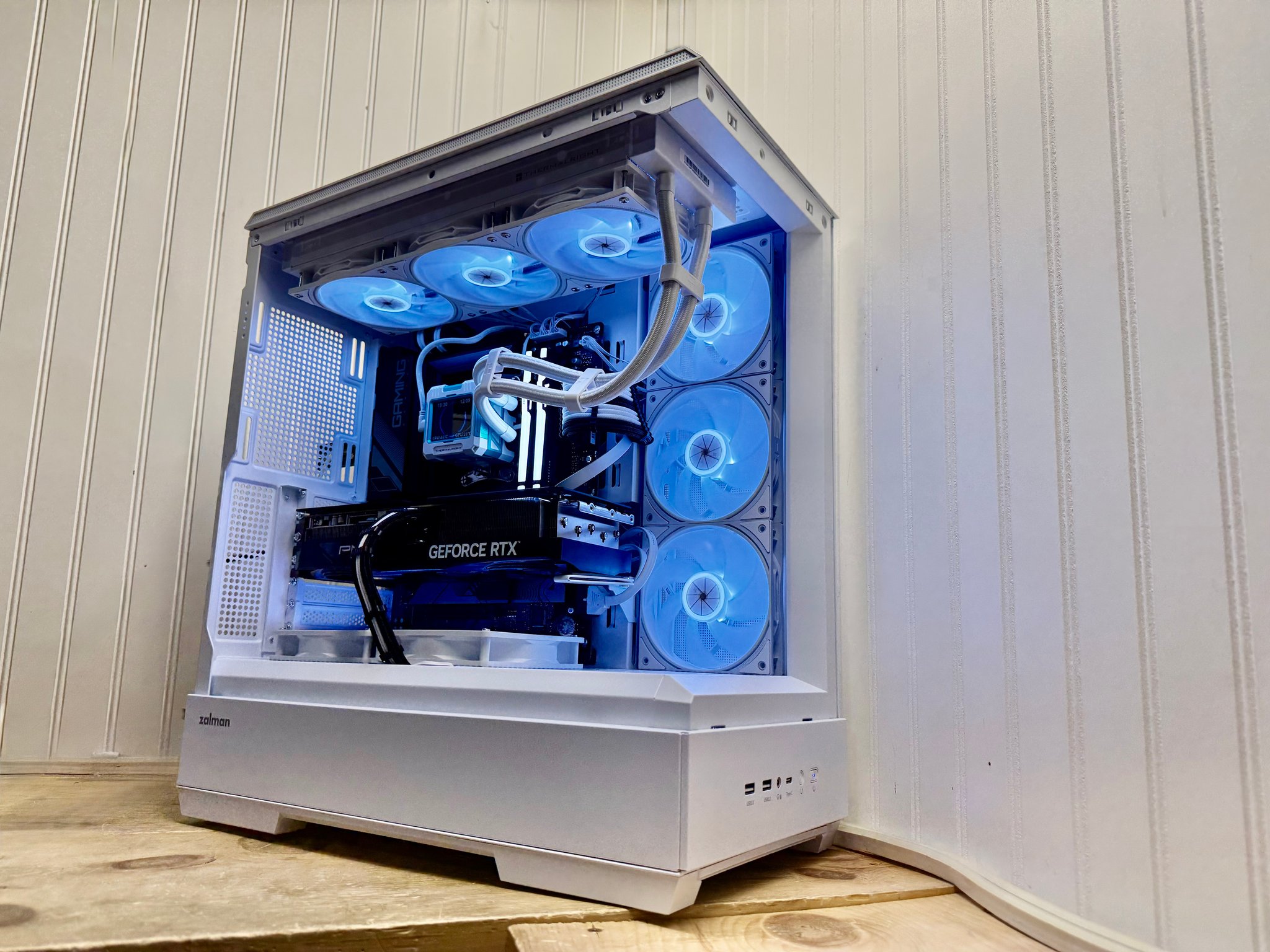 ⚡🔥 THE APEX PREDATOR 🔥⚡🧠 Ryzen 7 7800X3D|🎮 RTX 5070 Ti 16GB (GDDR7)|🚀32GB DDR5 |⚡ 2TB NVMe |